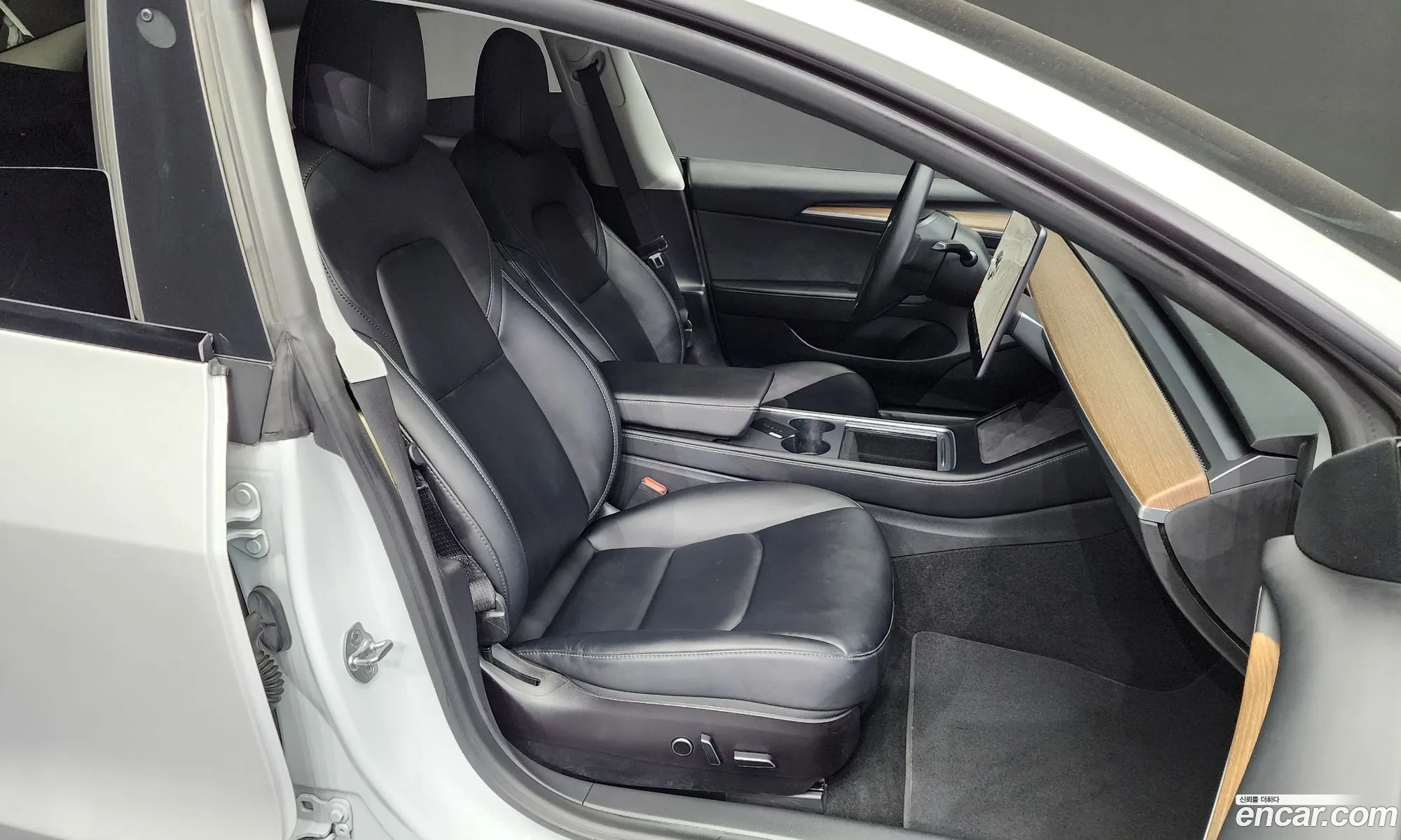 Tesla Model 3 2021 — 3