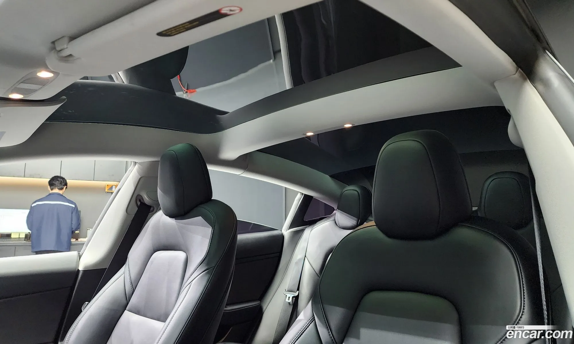 Tesla Model 3 2021 — 14
