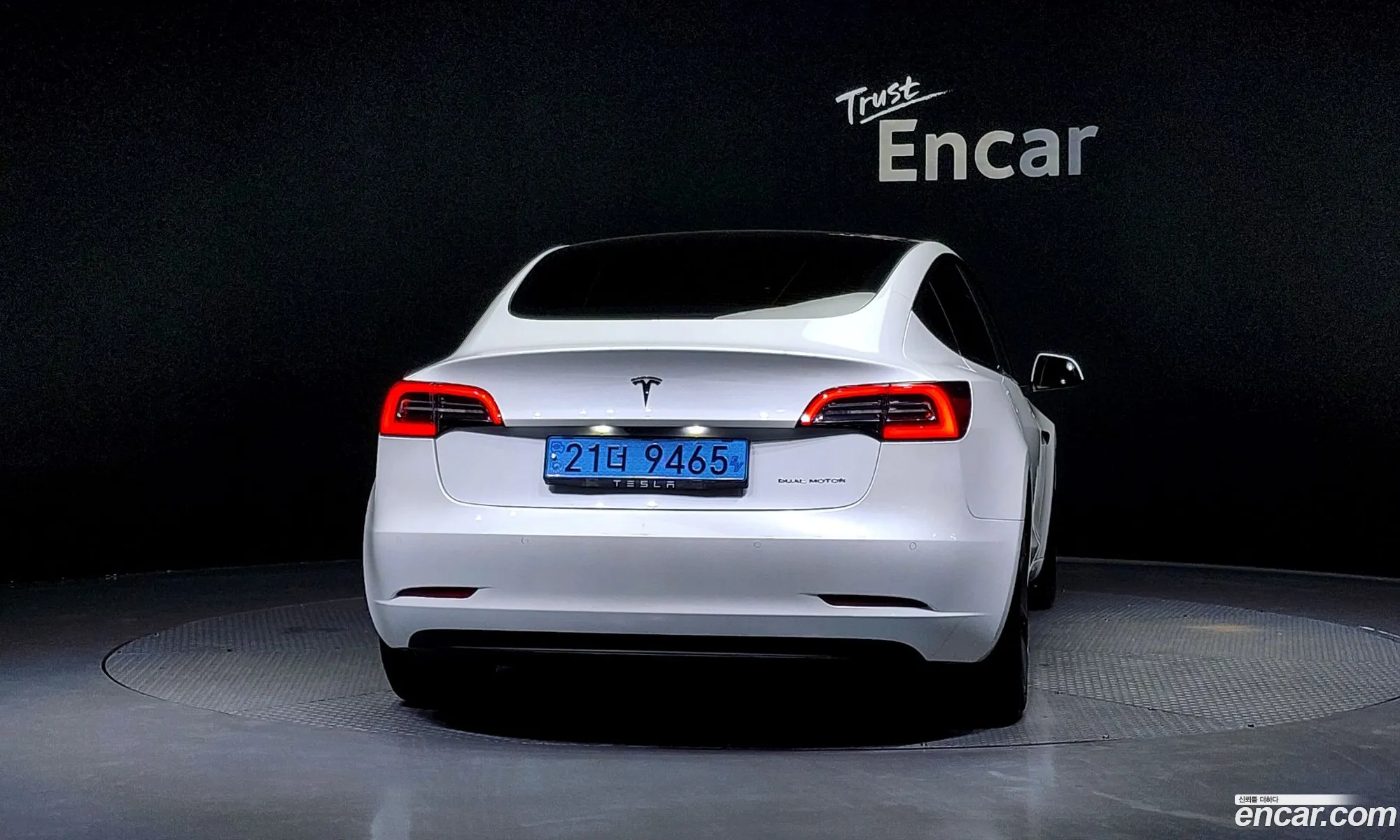 Tesla Model 3 2021 — 12