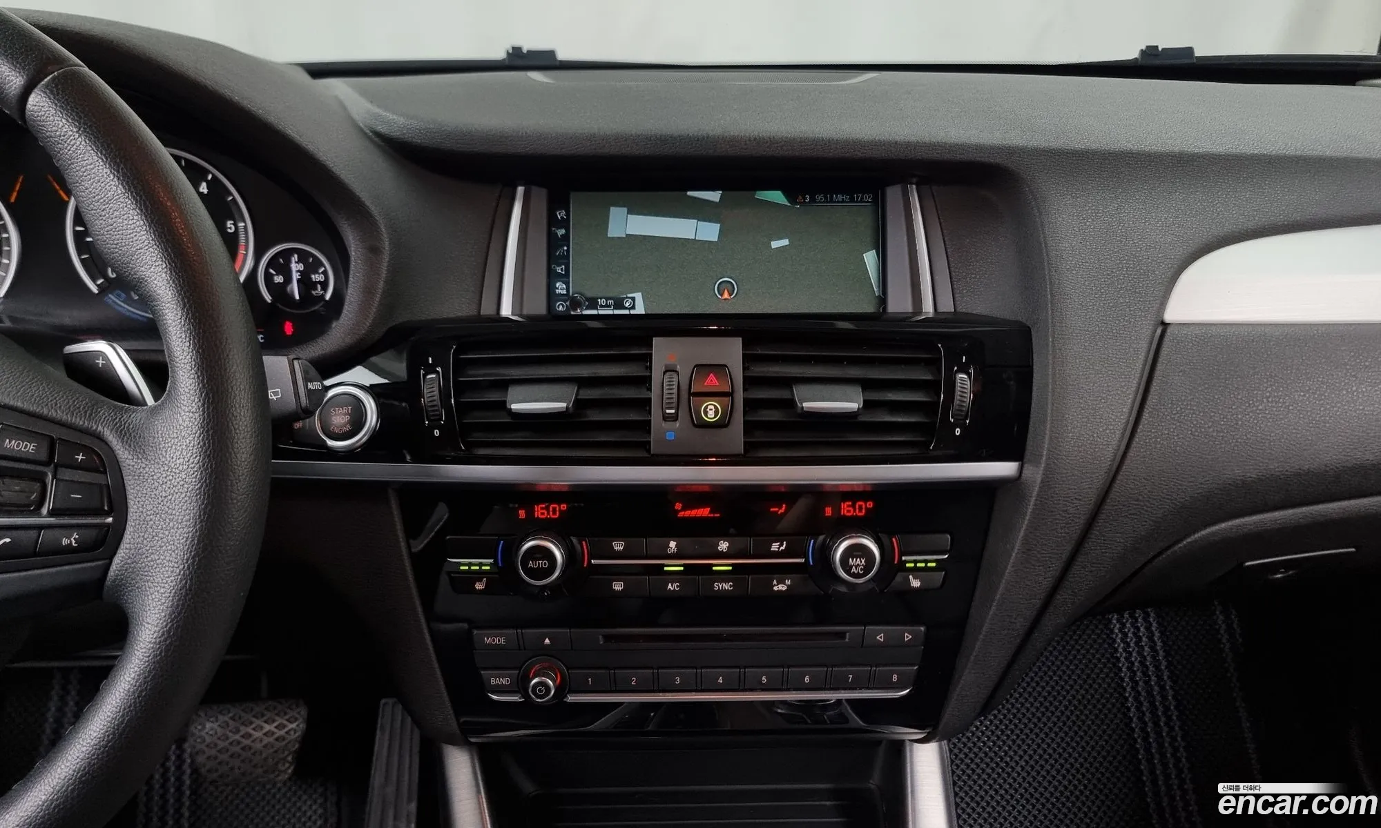 BMW X3 2017 WBAWZ5109H0M32610 — 11
