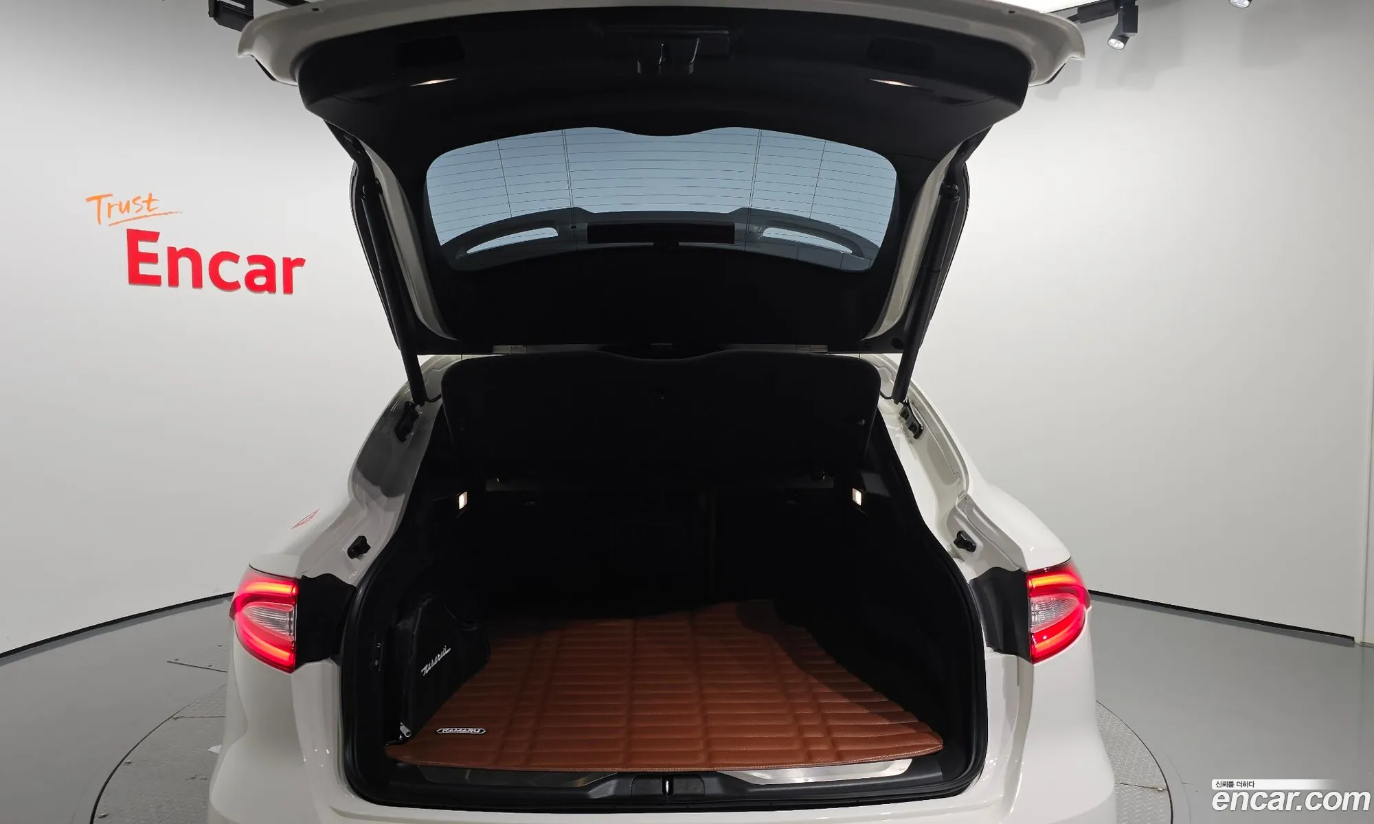 Maserati Levante 2021 ZN661ZUG2MX368520 — 12