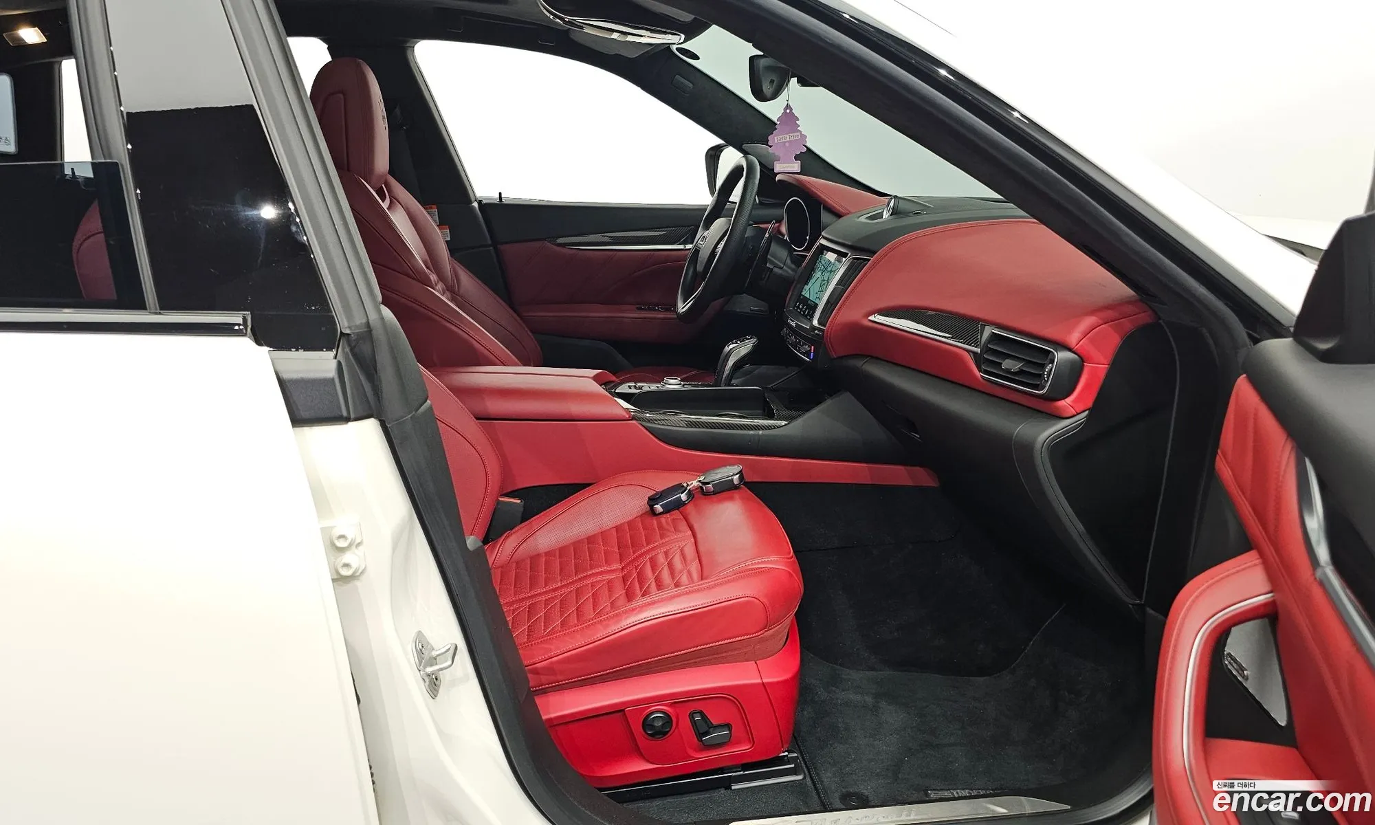Maserati Levante 2021 ZN661ZUG2MX368520 — 14