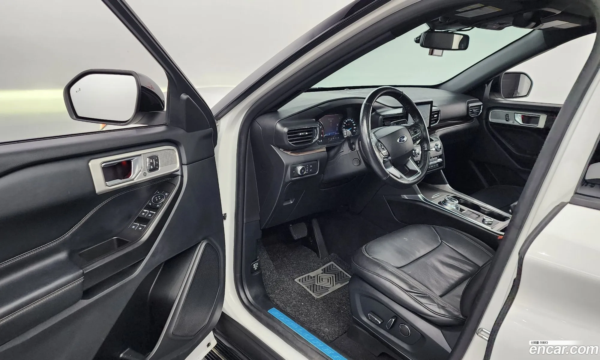 Ford Explorer 6th Gen 2020 1FMSK8FH9LGB78480 — 3
