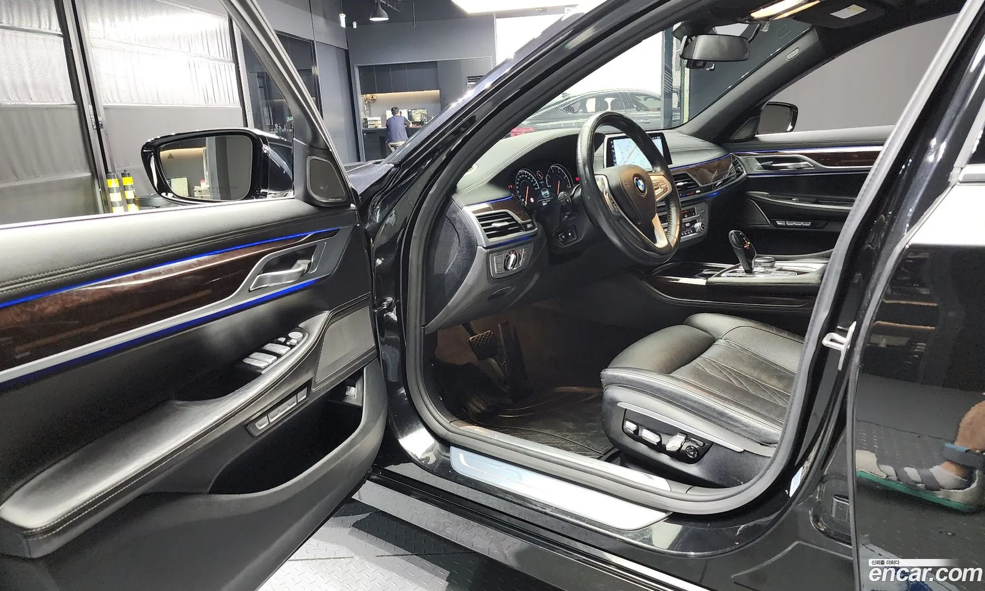 BMW 7 Series 2016 WBA7C4101GG525224 — 8