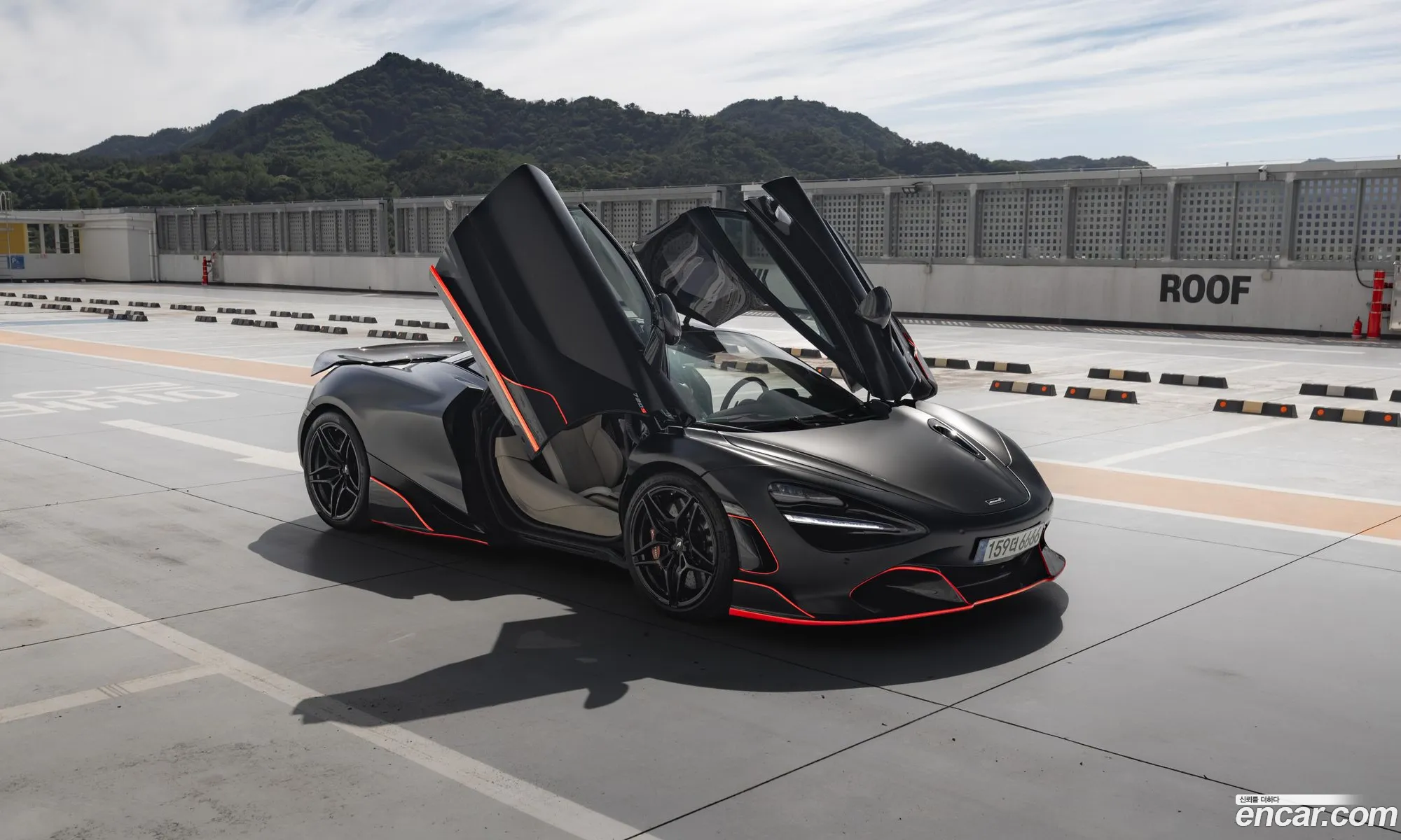McLaren 720S 2019 — 13