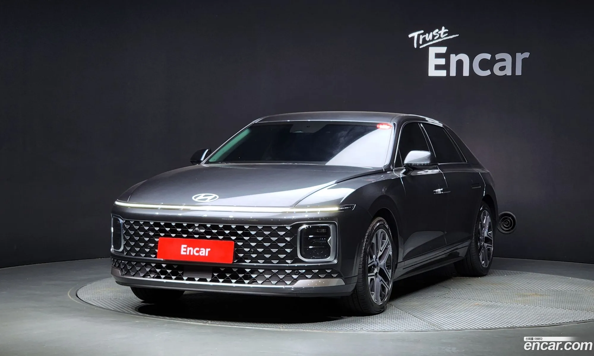 Hyundai Grandeur Hybrid 2024 — 4