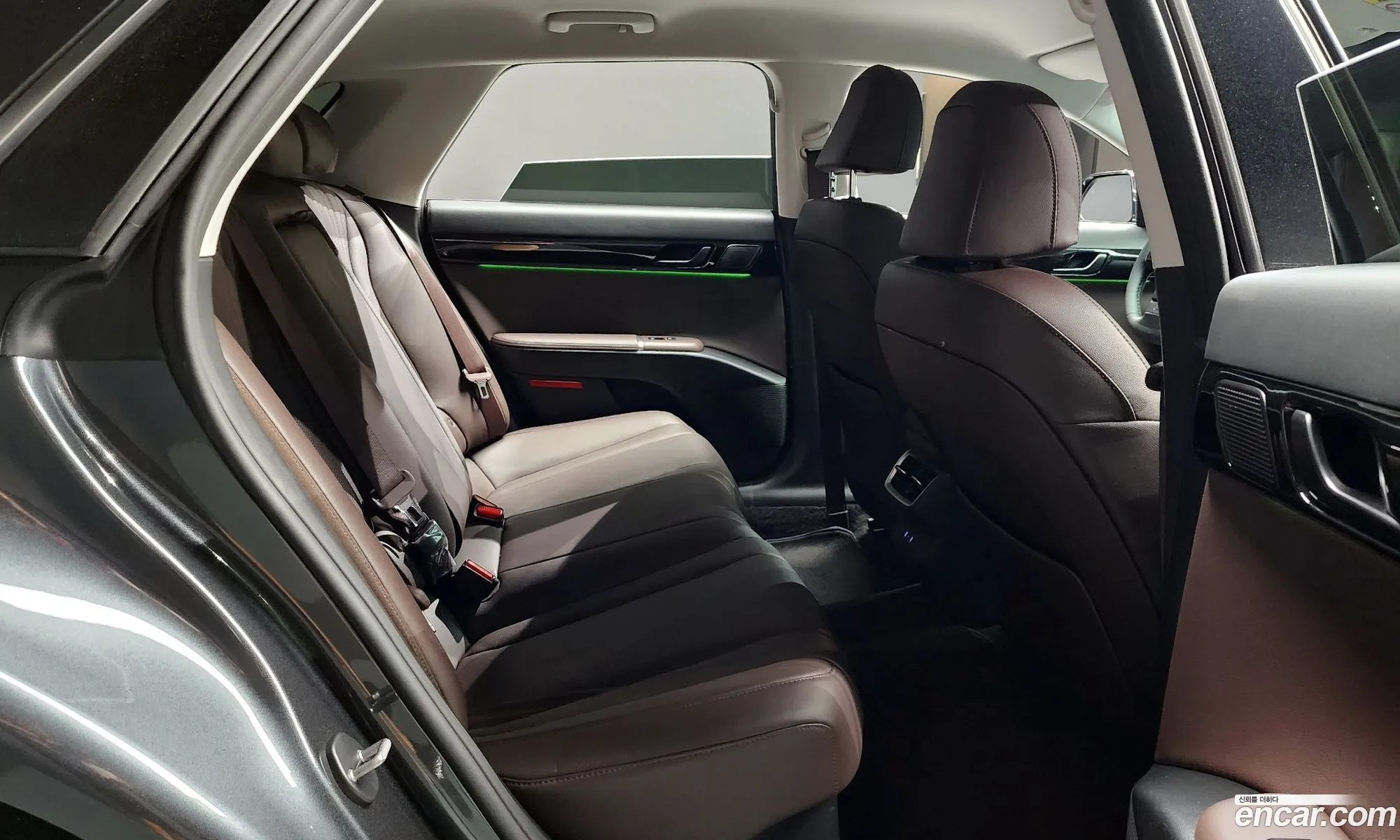 Hyundai Grandeur Hybrid 2024 — 14