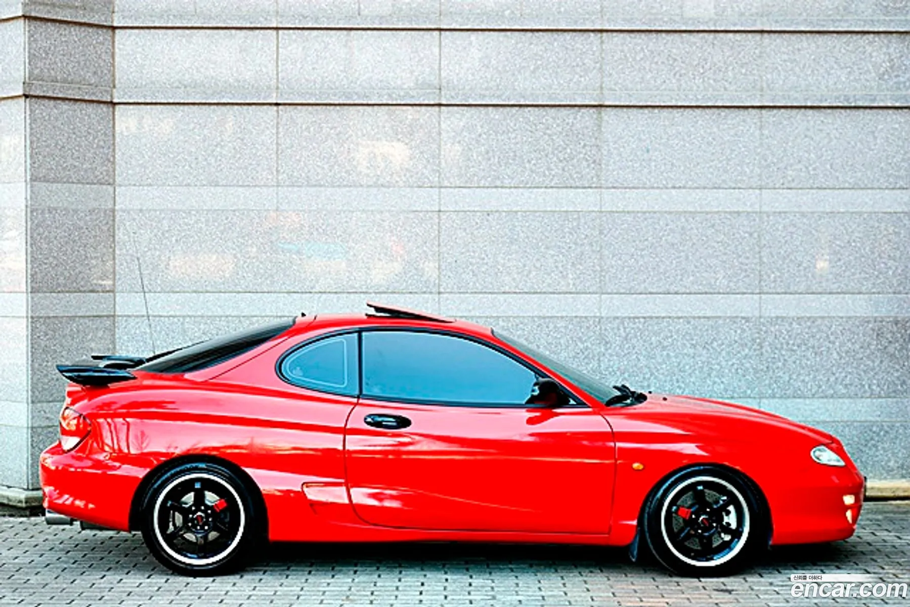 Hyundai Tiburon