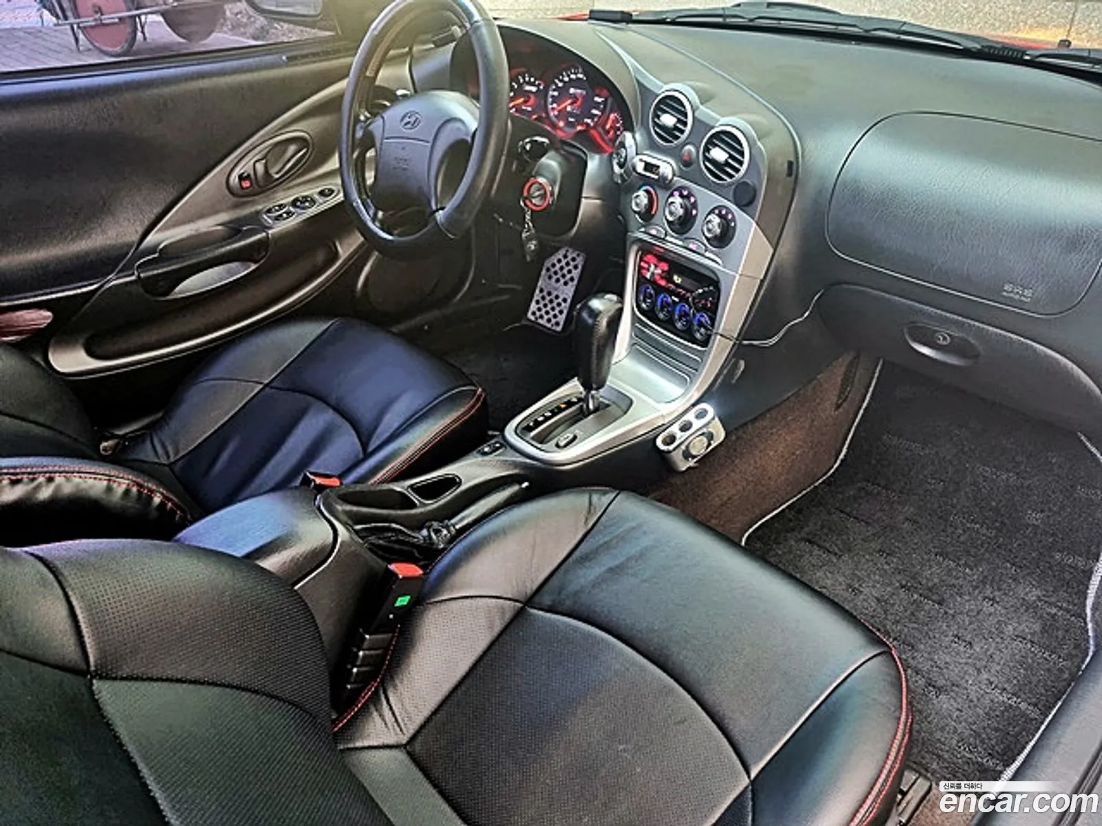 Hyundai Tiburon 2001 — 3