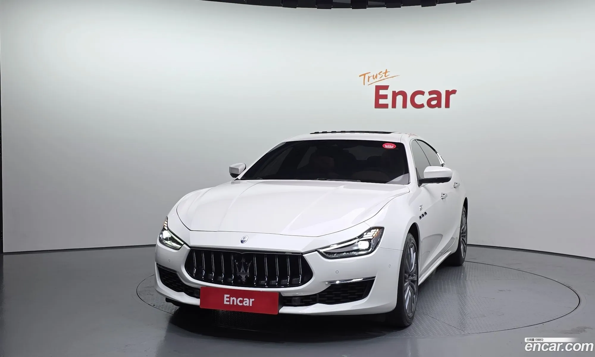 Maserati Ghibli 2022 — 12