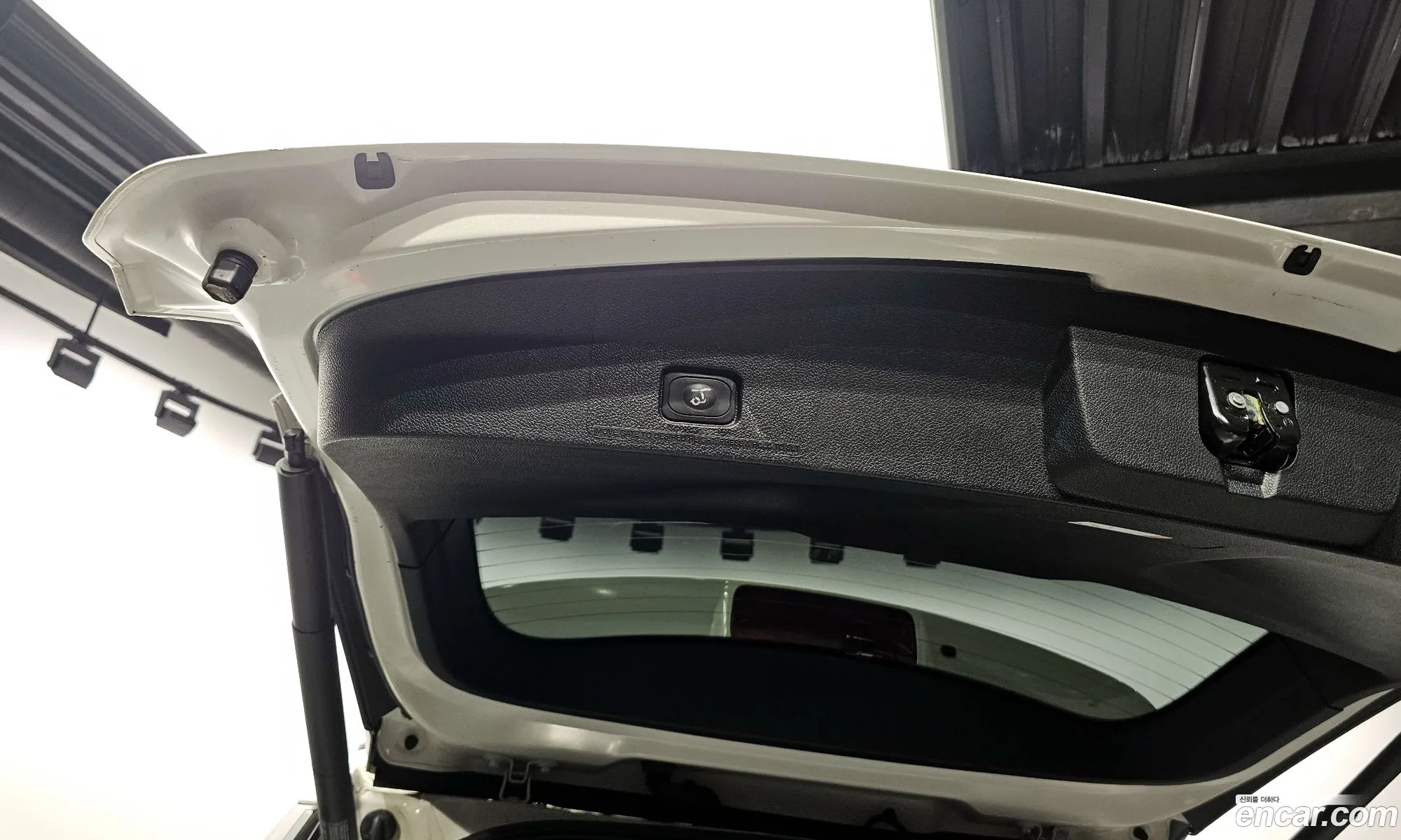 Ford Explorer 2016 1FM5K8FH0HGA82967 — 14
