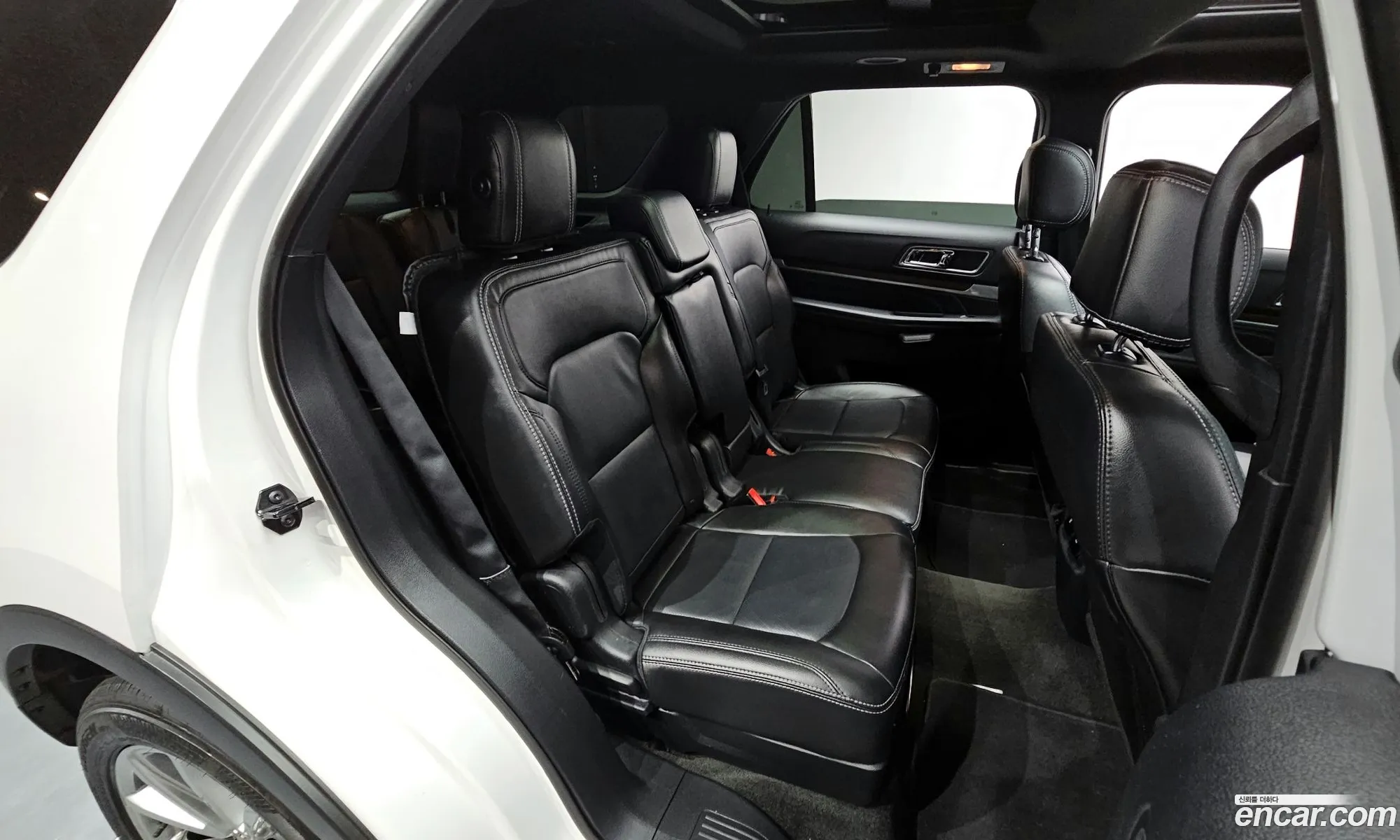 Ford Explorer 2016 1FM5K8FH0HGA82967 — 8
