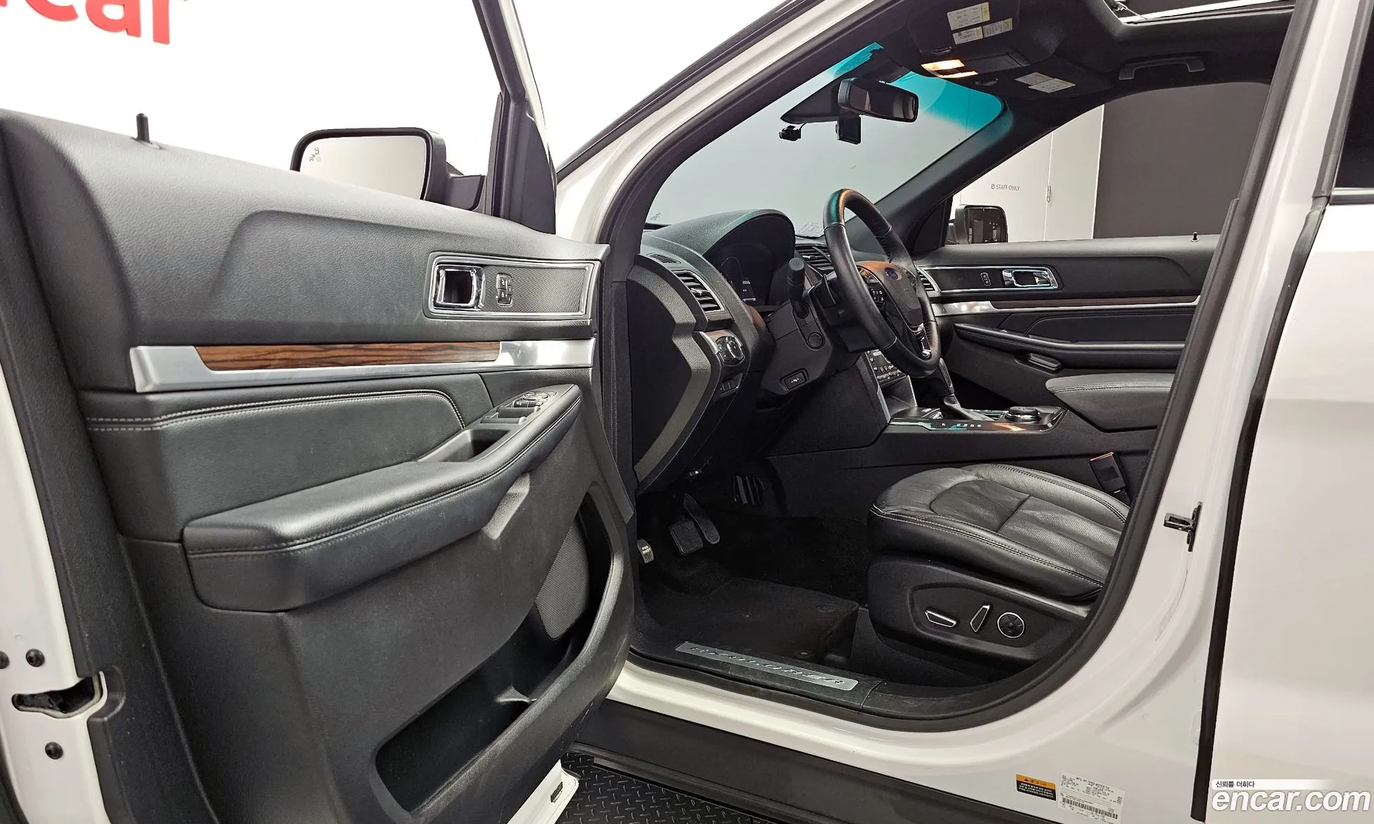 Ford Explorer 2016 1FM5K8FH0HGA82967 — 17