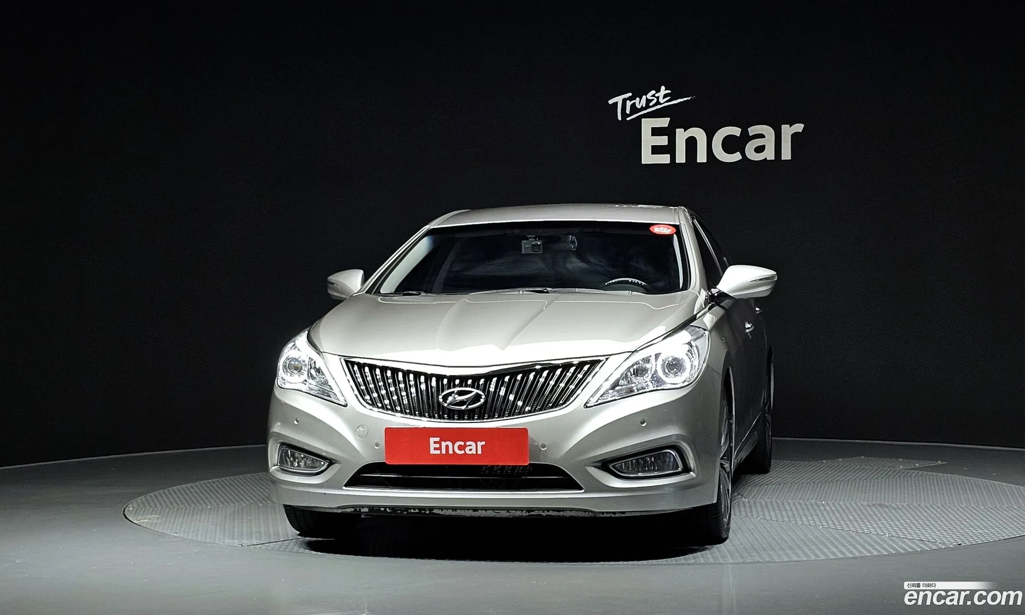 Hyundai Grandeur HG 2013 — 10