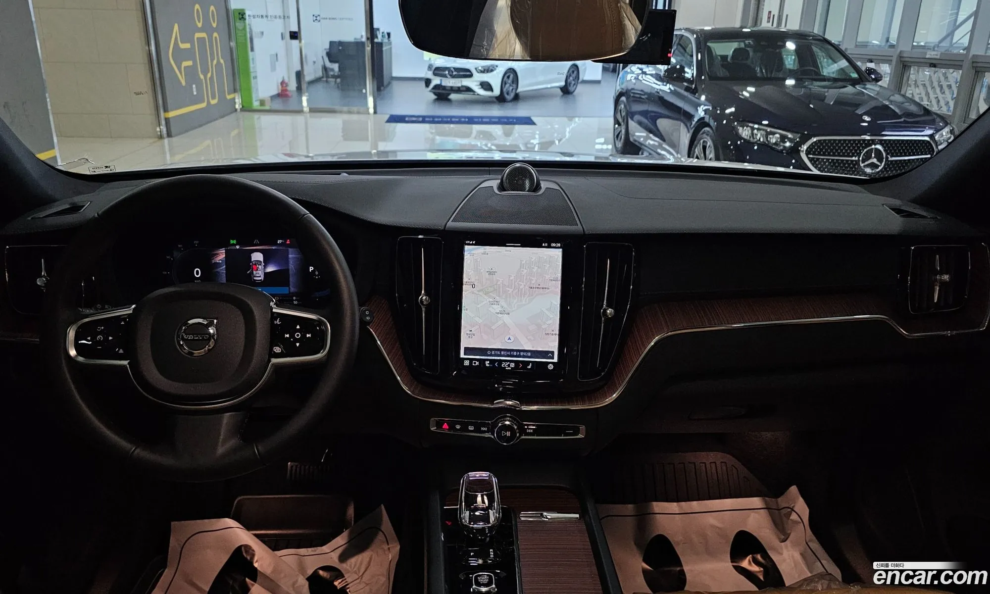 Volvo XC60 2024 — 17