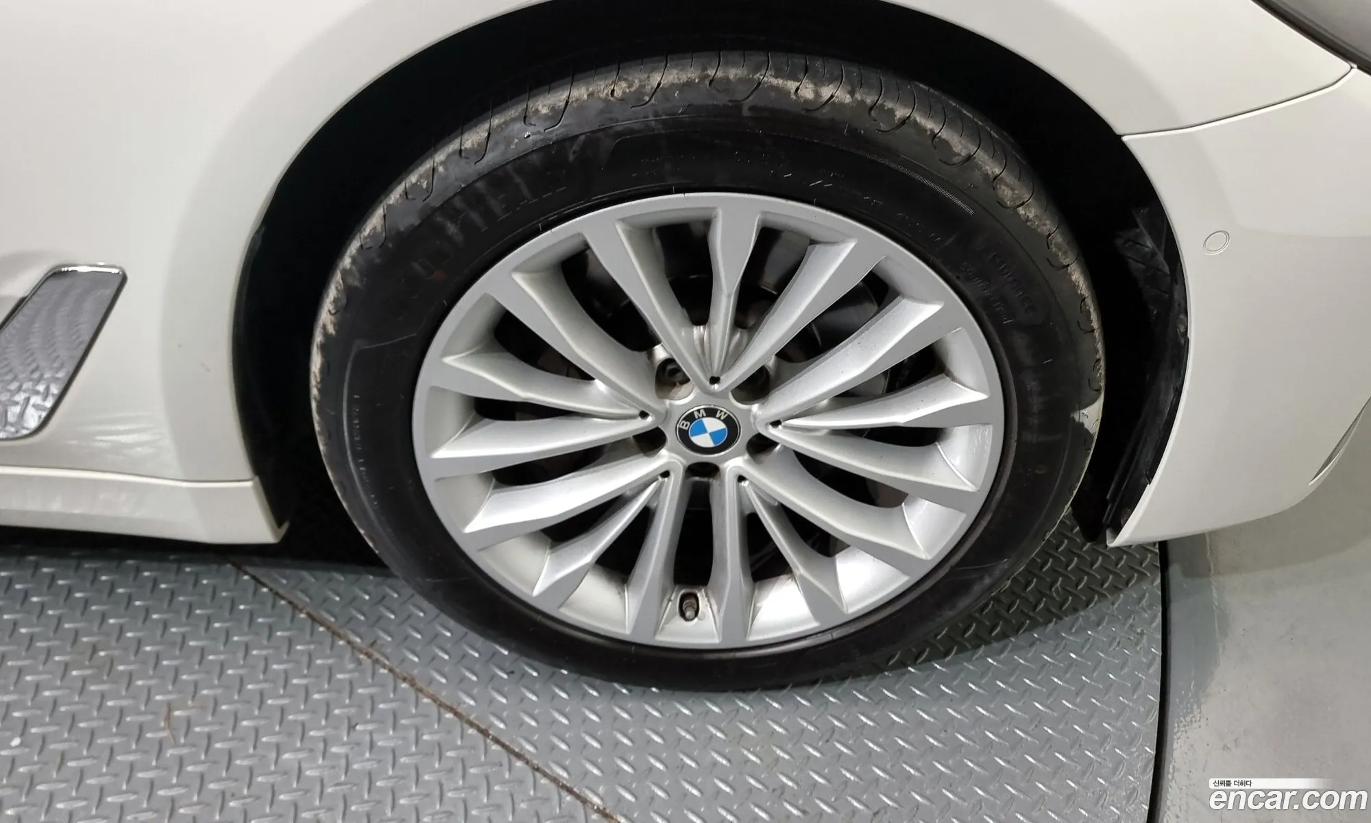 BMW 5 Series 2020 WBA31BJ09MCF61015 — 5