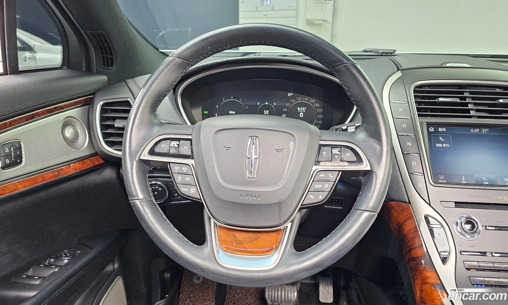 Lincoln Nautilus 2020 — 11