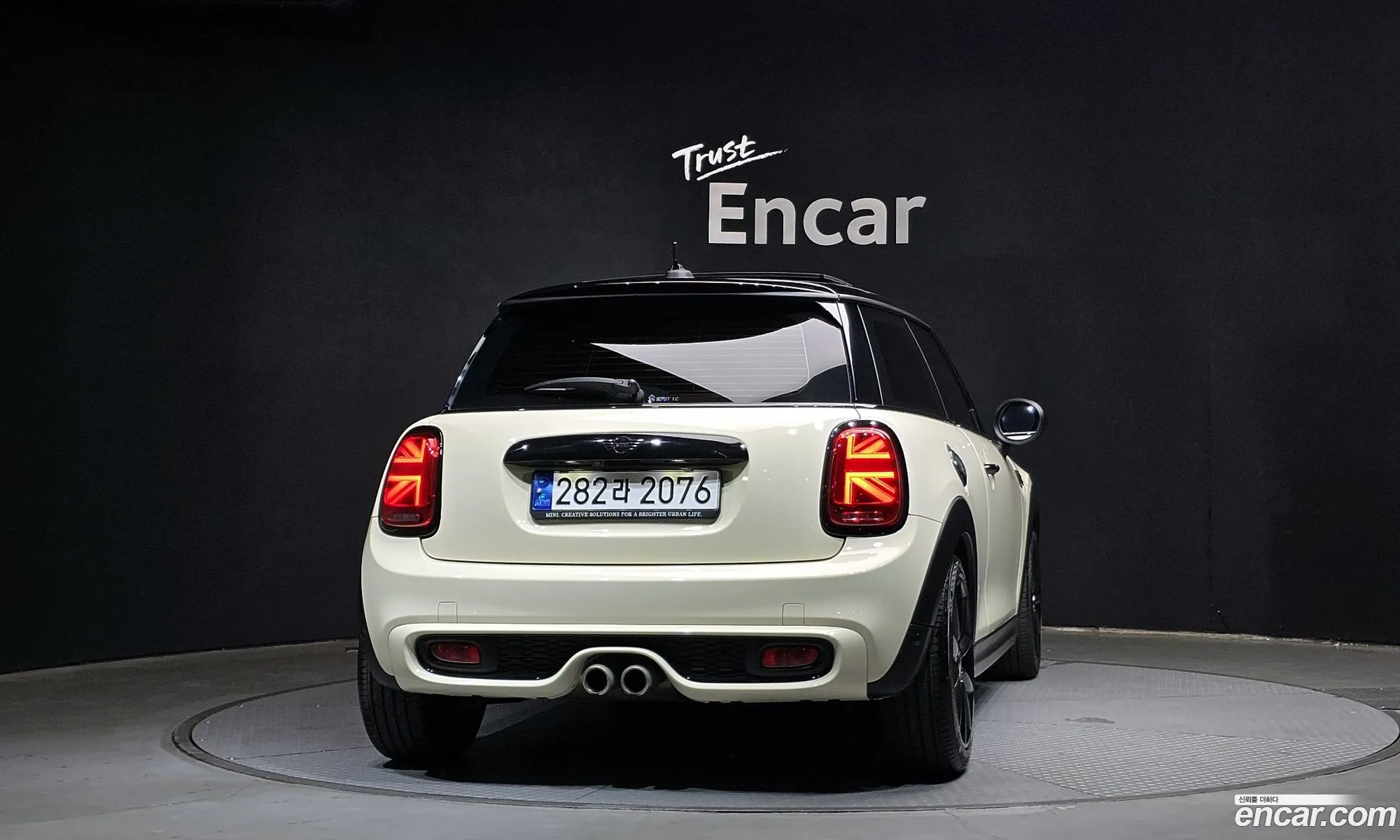 Mini Cooper S 2021 WMWXY7106M2N88962 — 9
