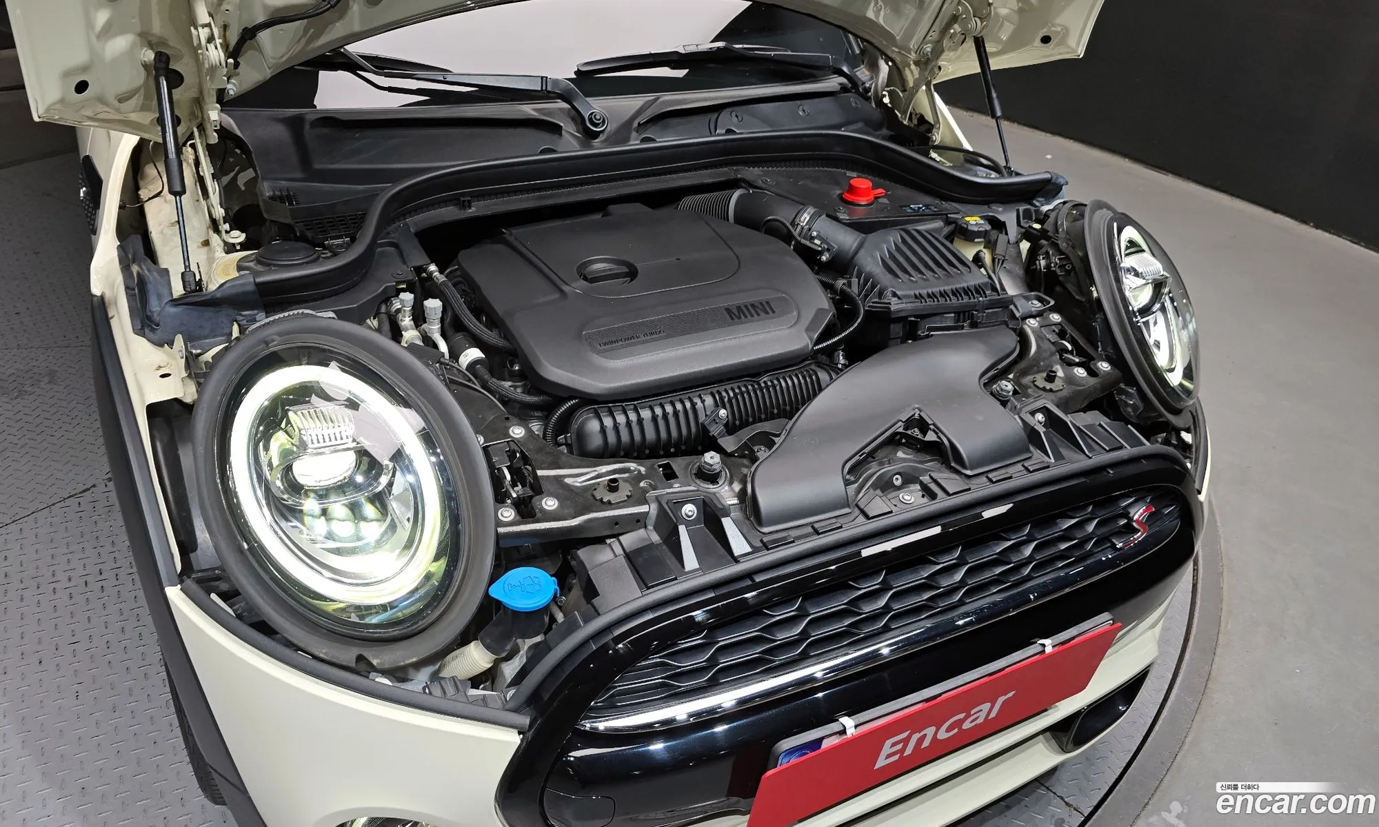 Mini Cooper S 2021 WMWXY7106M2N88962 — 4