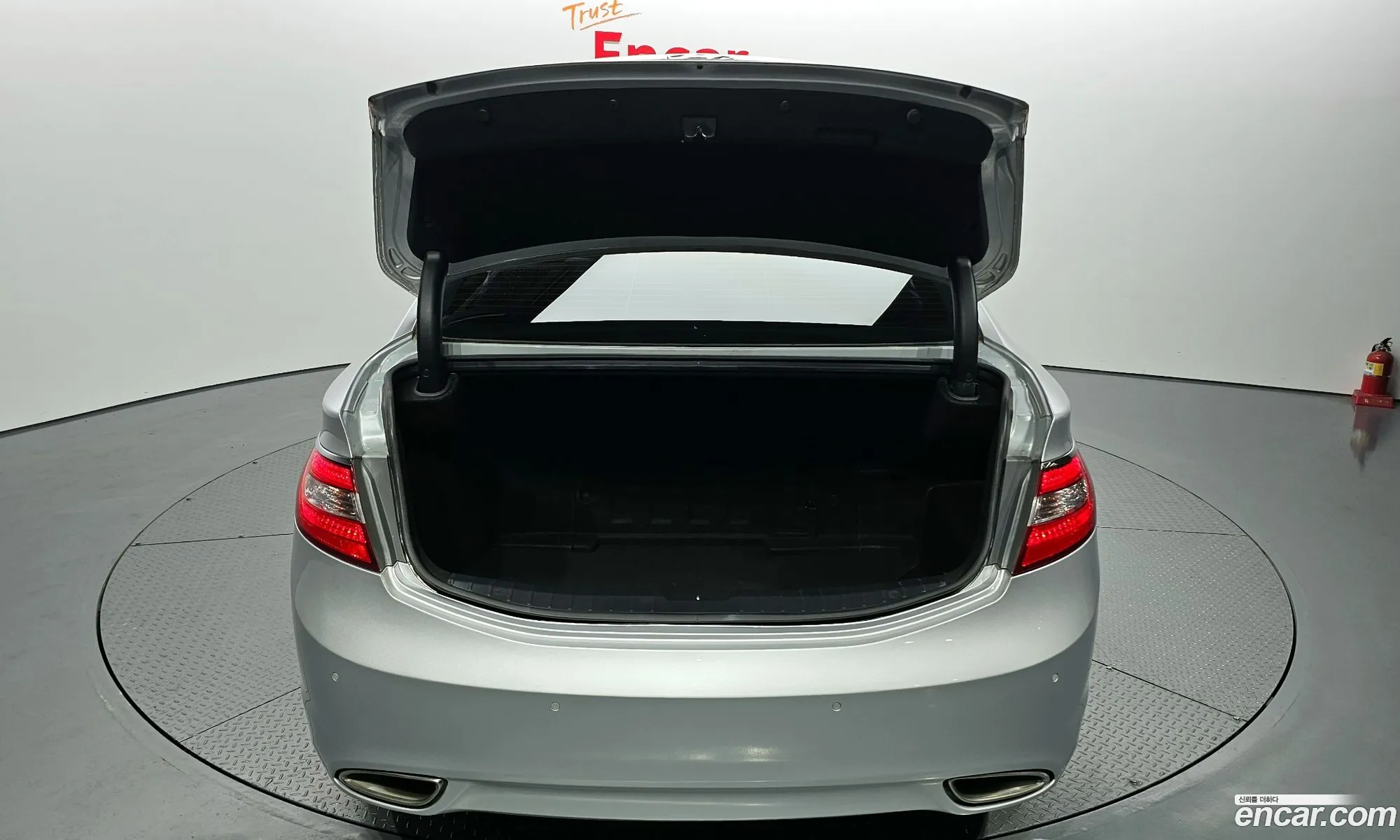 Hyundai Grandeur HG Hybrid 2014 — 2