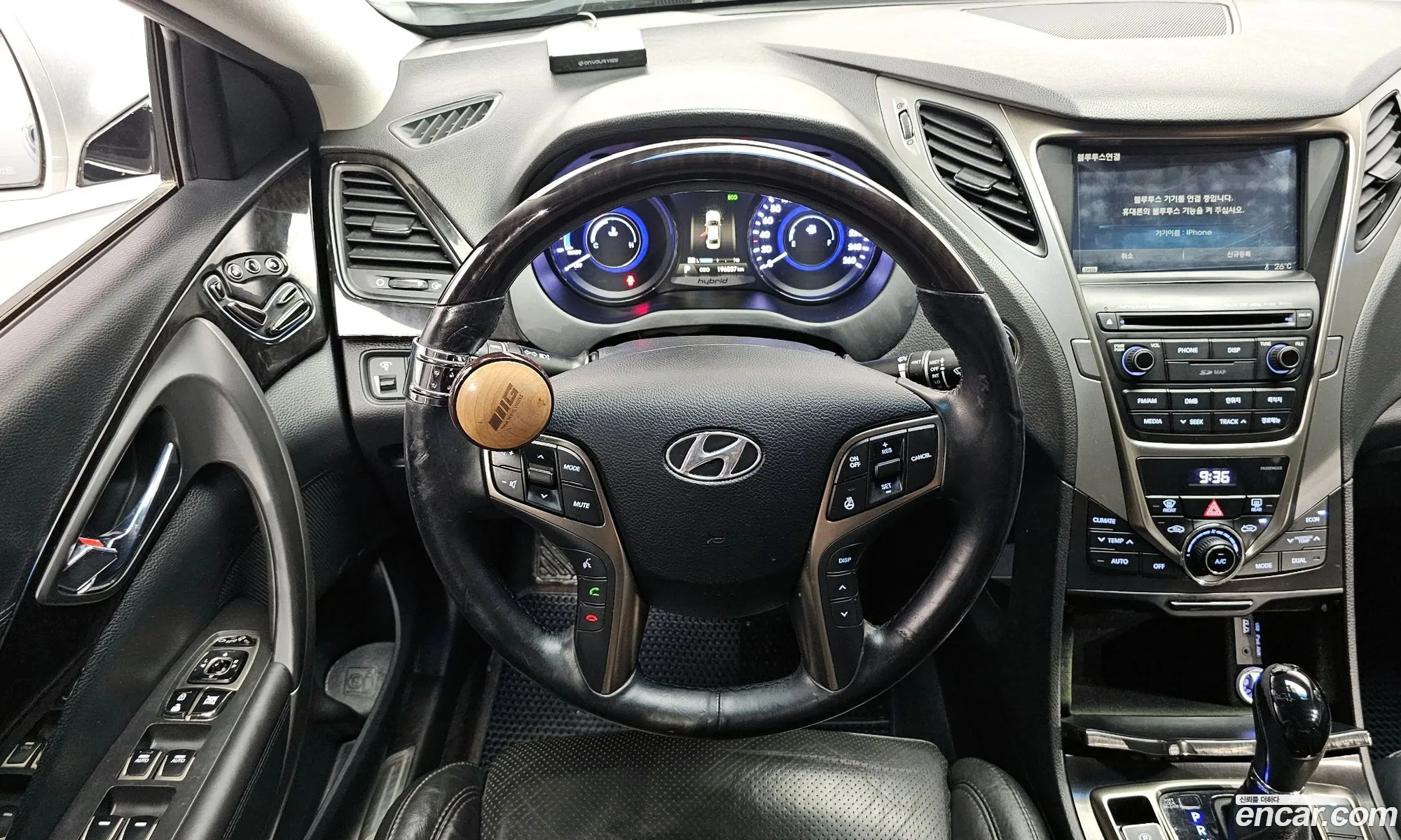 Hyundai Grandeur HG Hybrid 2014 — 9