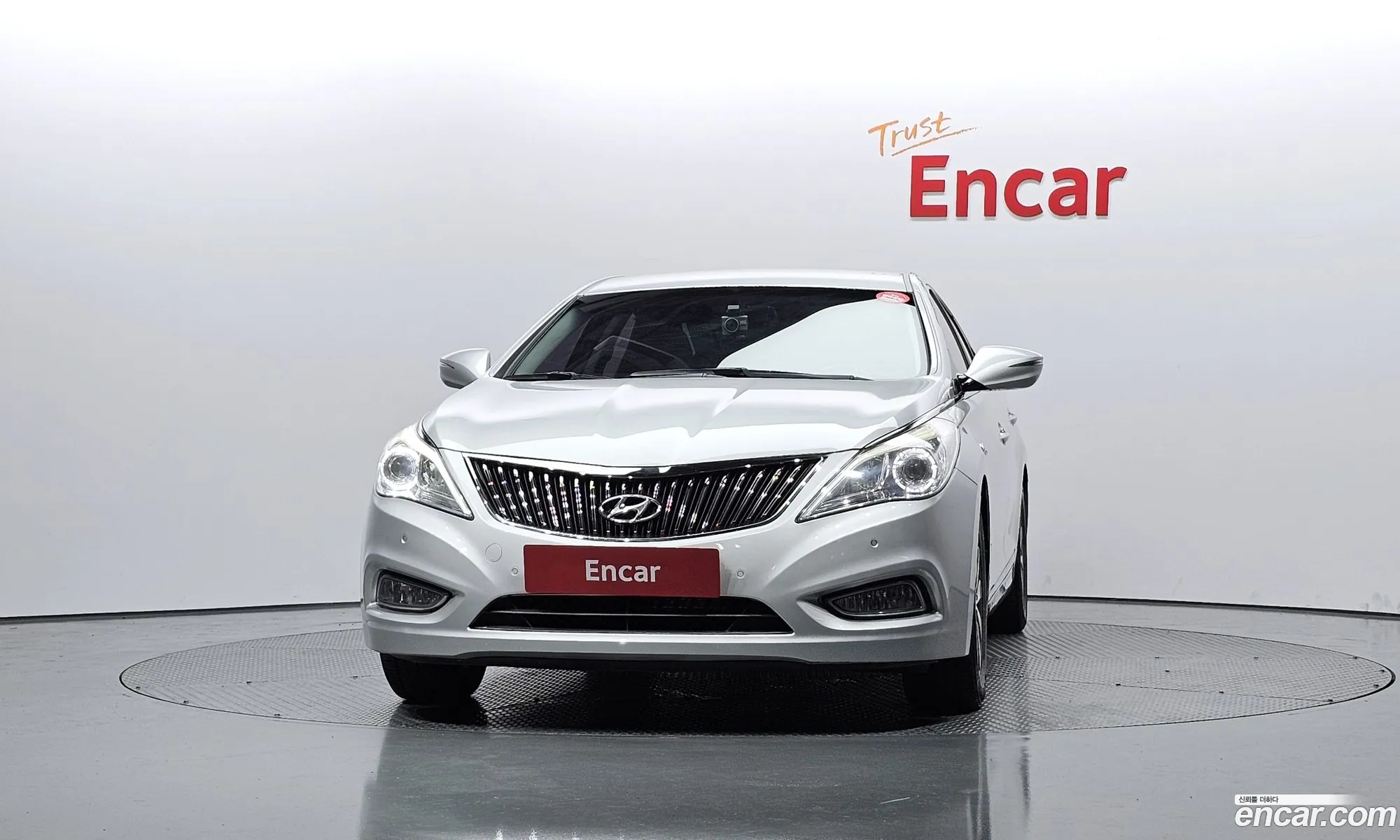 Hyundai Grandeur HG Hybrid 2014 — 14
