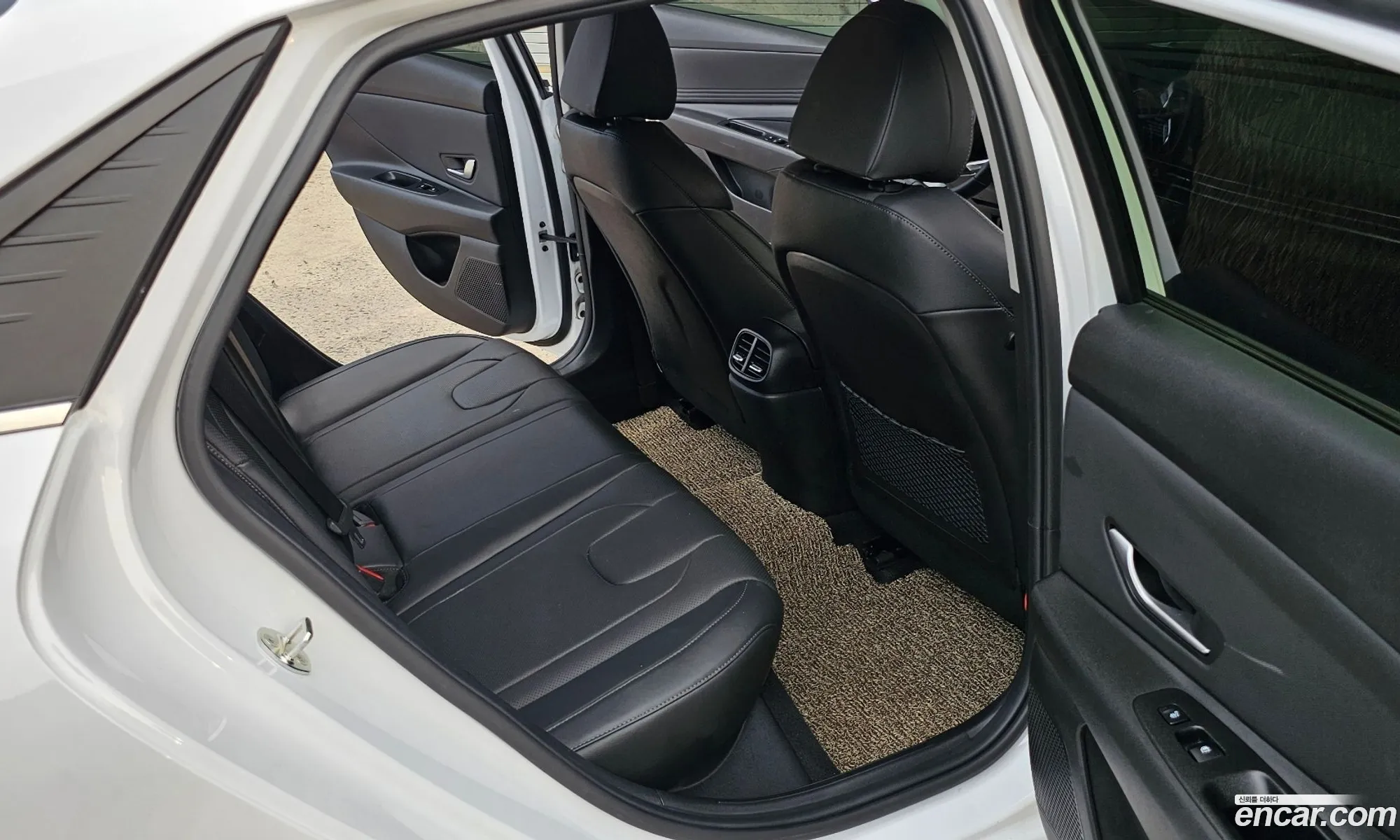 Hyundai Elantra 2021 — 5