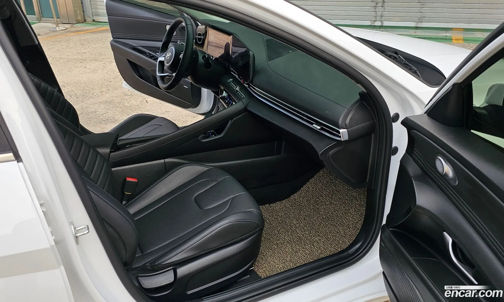 Hyundai Elantra 2021 — 11