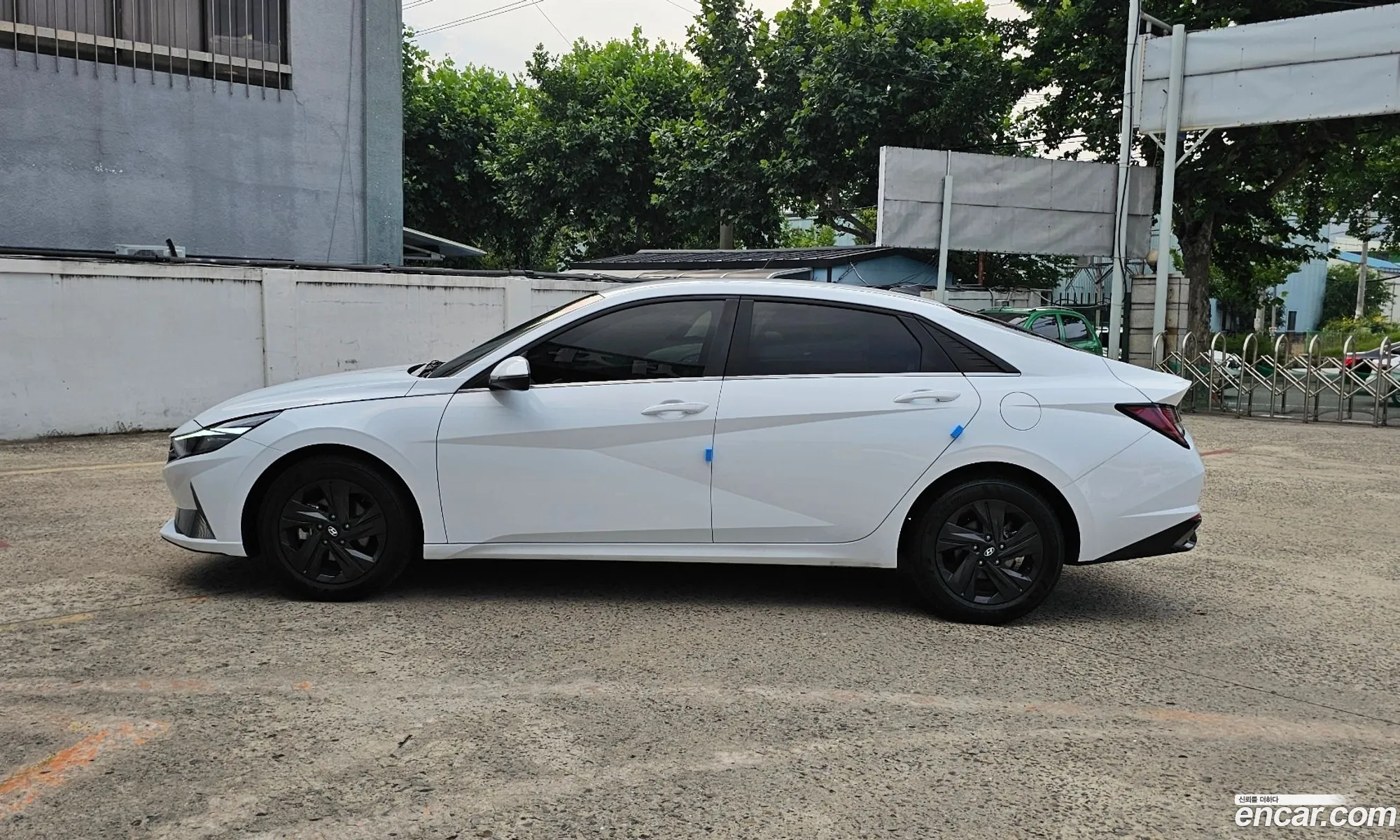 Hyundai Elantra 2021 — 4