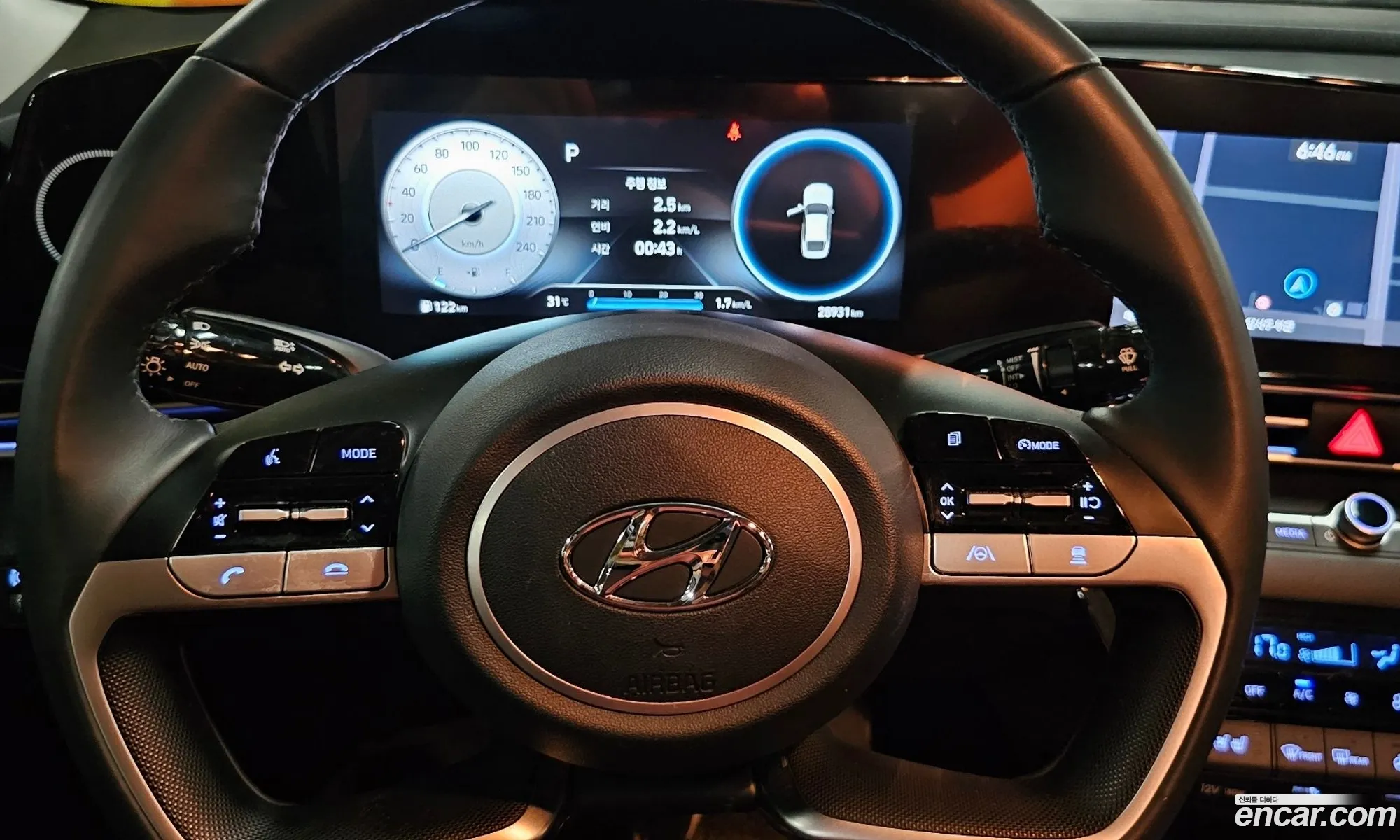 Hyundai Elantra 2021 — 12