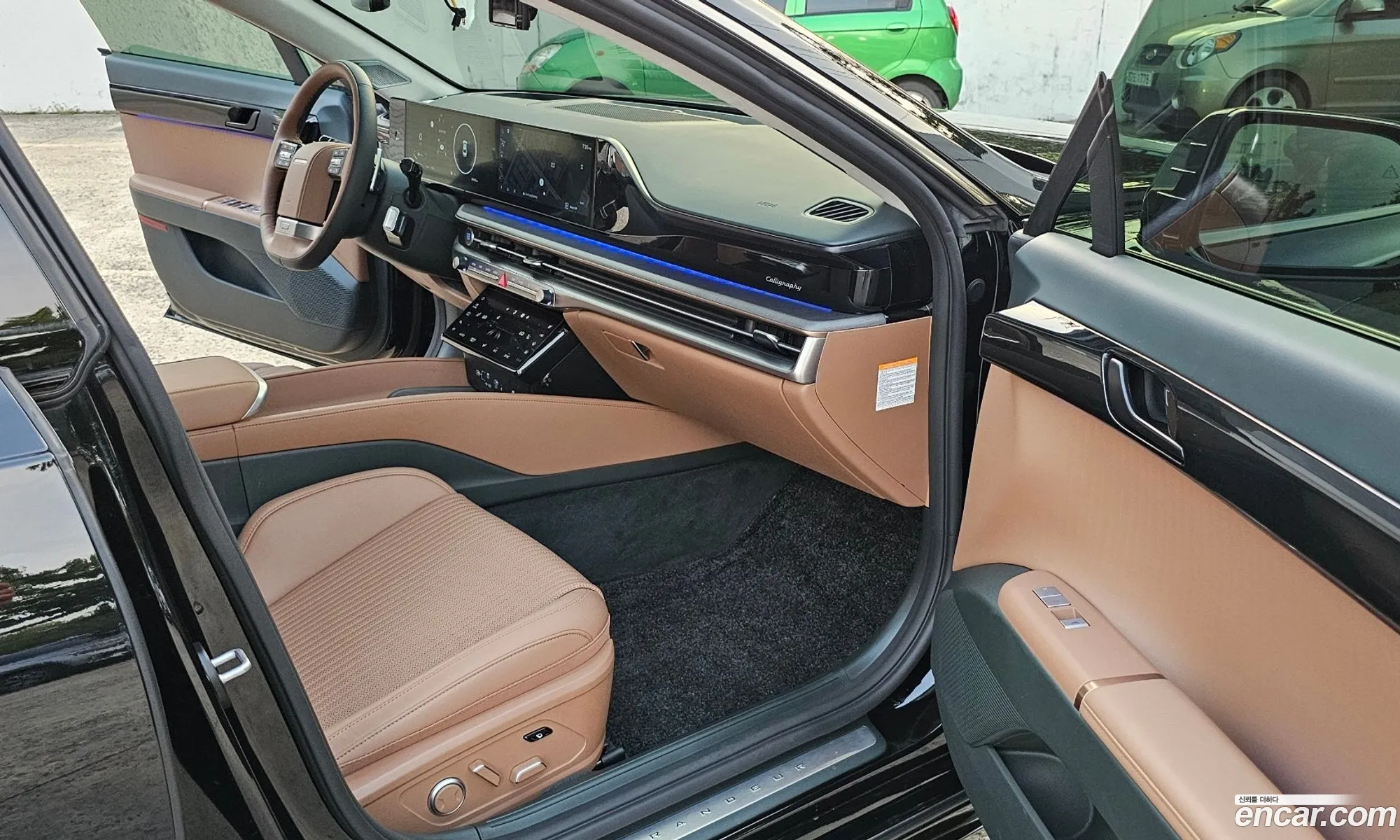 Hyundai Grandeur Hybrid 2023 — 9