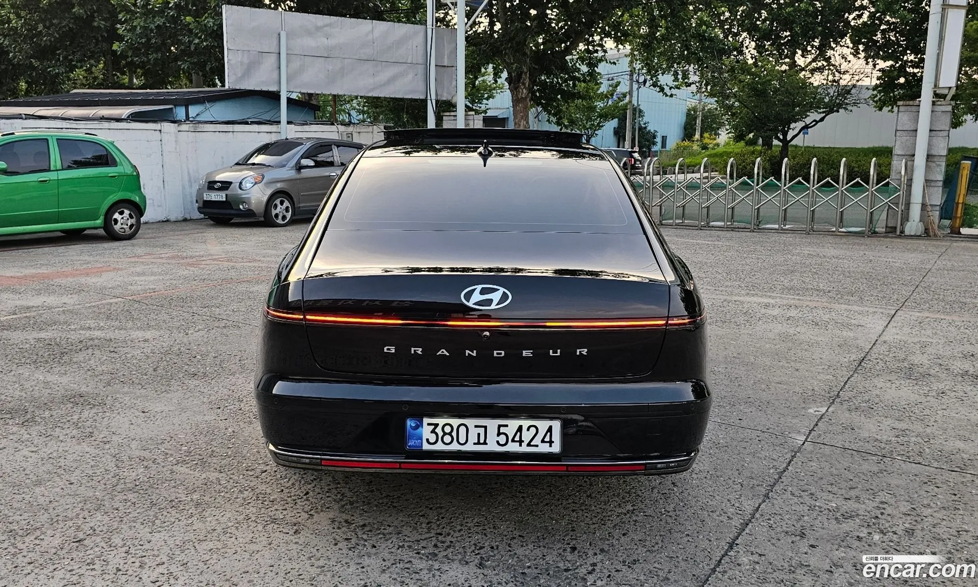 Hyundai Grandeur Hybrid 2023 — 4