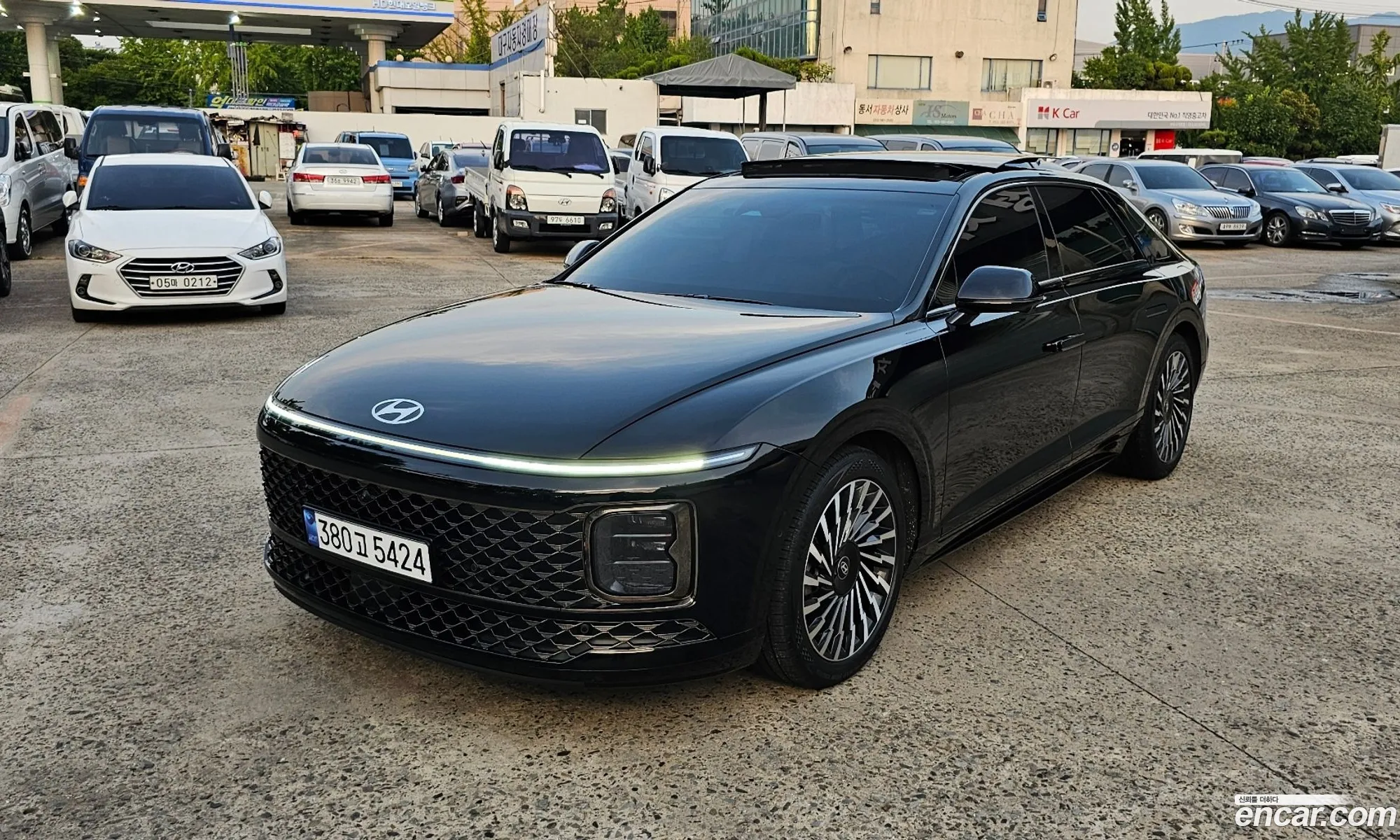 Hyundai Grandeur Hybrid 2023 — 13