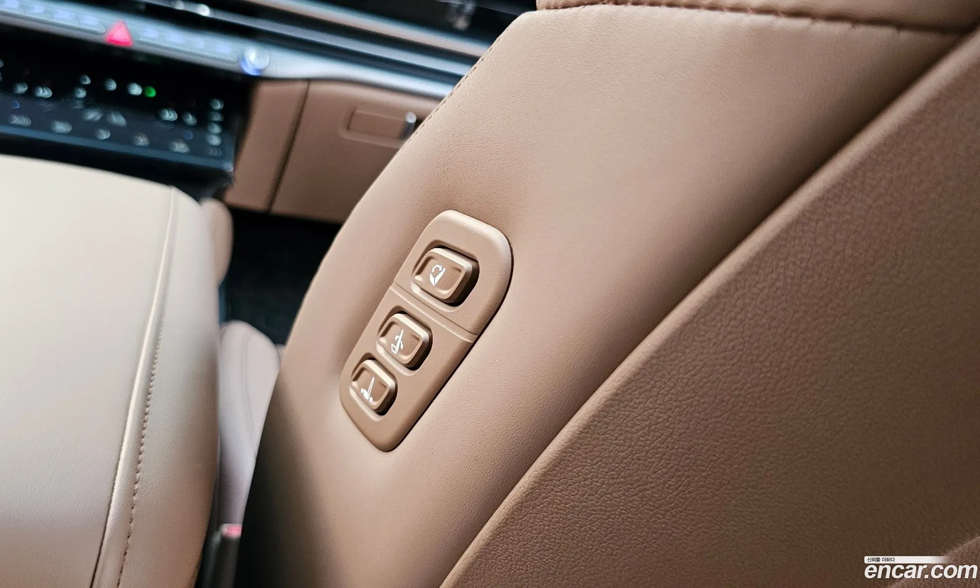 Hyundai Grandeur Hybrid 2023 — 3