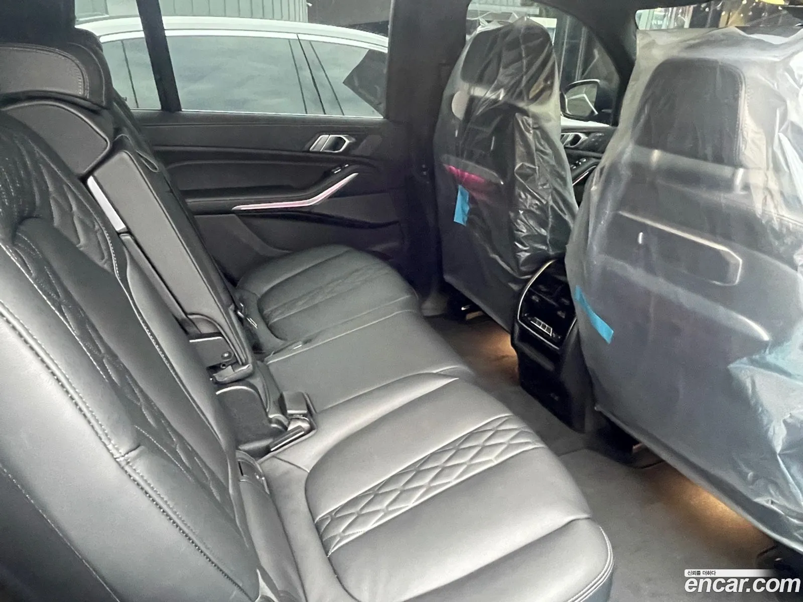 BMW X7 2025 — 11