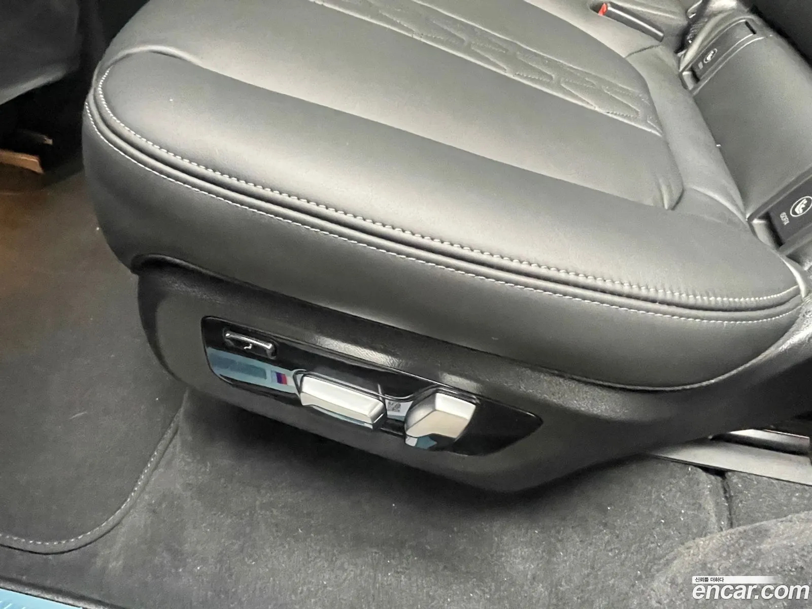 BMW X7 2025 — 10