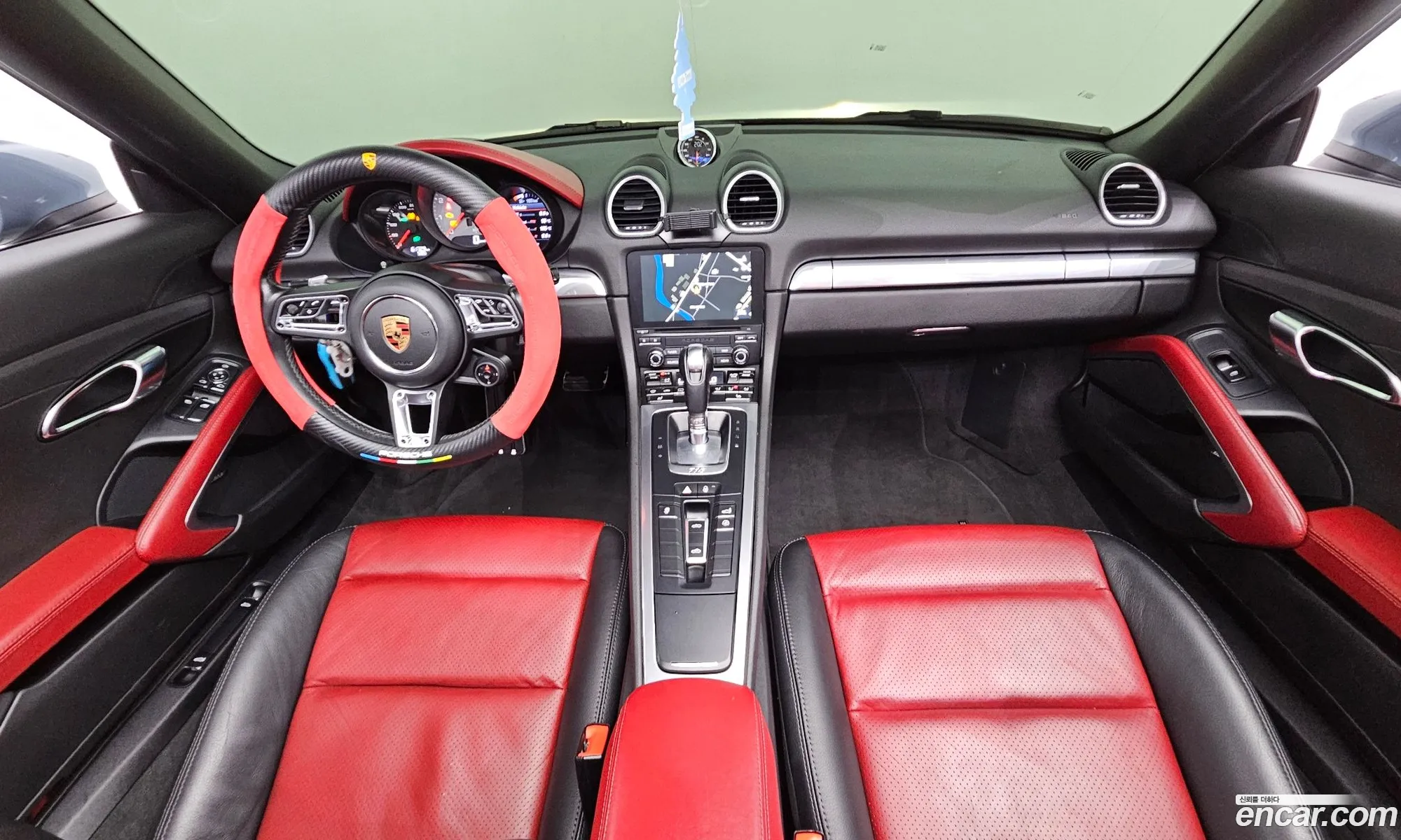 Porsche 718 Boxster 2016 WP0CB2989HS240191 — 16
