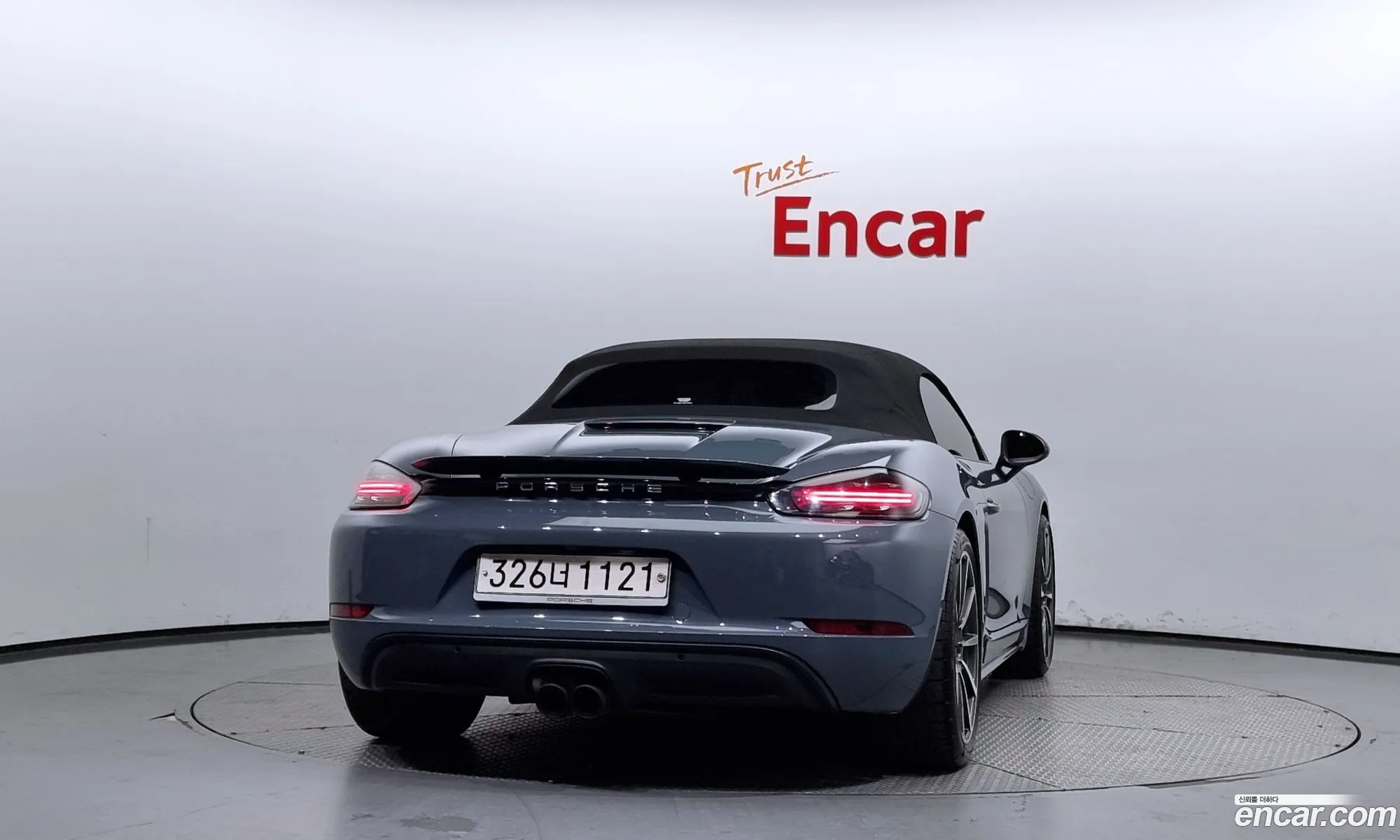Porsche 718 Boxster 2016 WP0CB2989HS240191 — 3