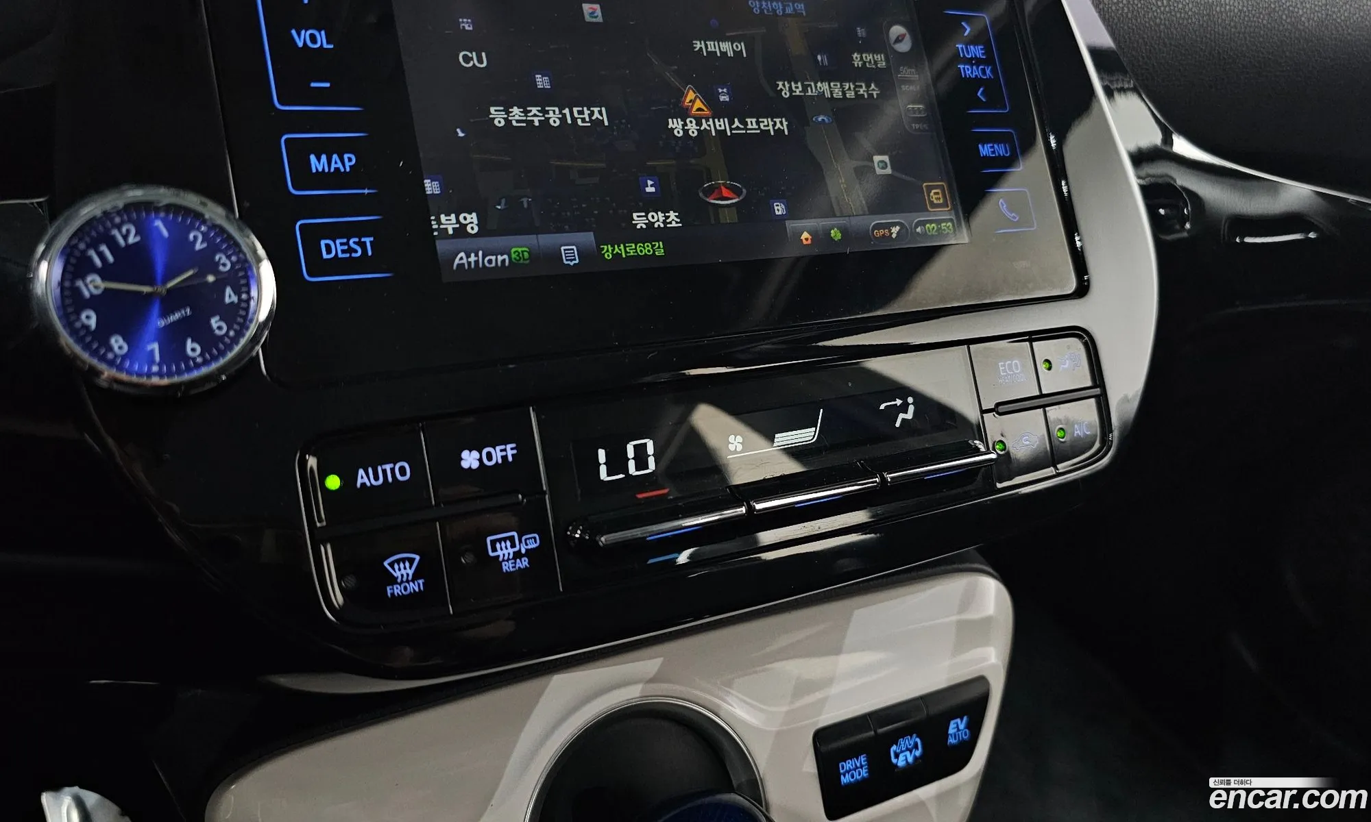 Toyota Prius Prime 2017 JTDKARFP7H3015250 — 16