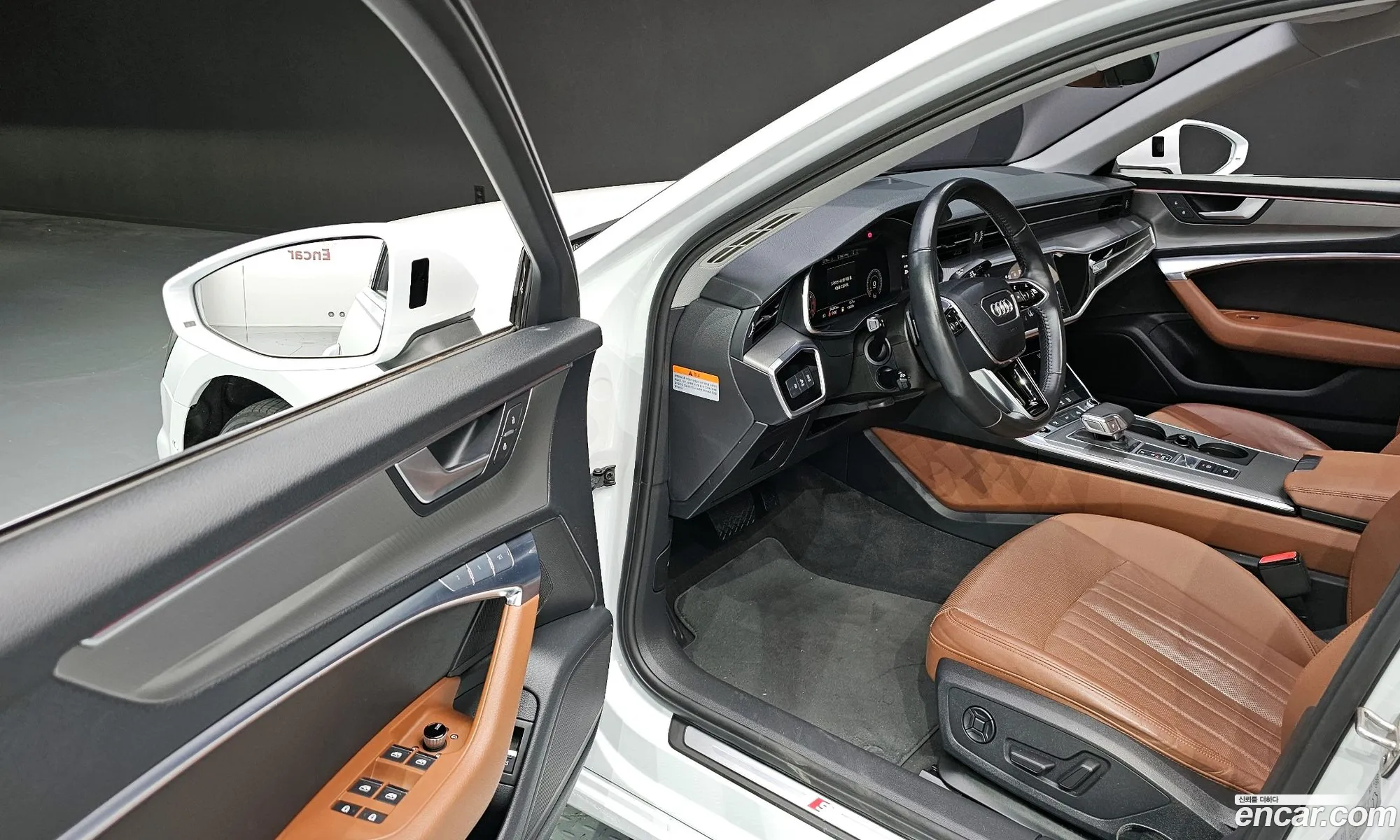 Audi A6 2021 WAUZZZF25MN006120 — 2