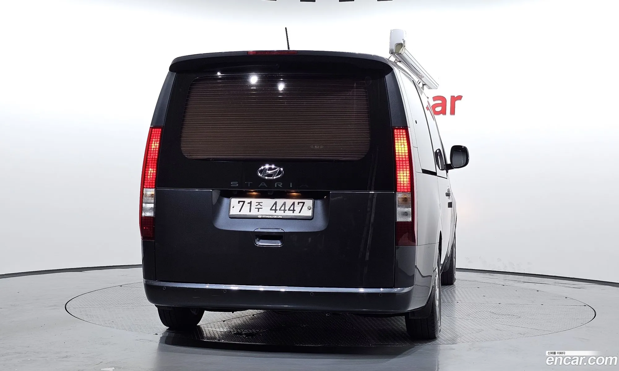 Hyundai Staria 2021 — 2