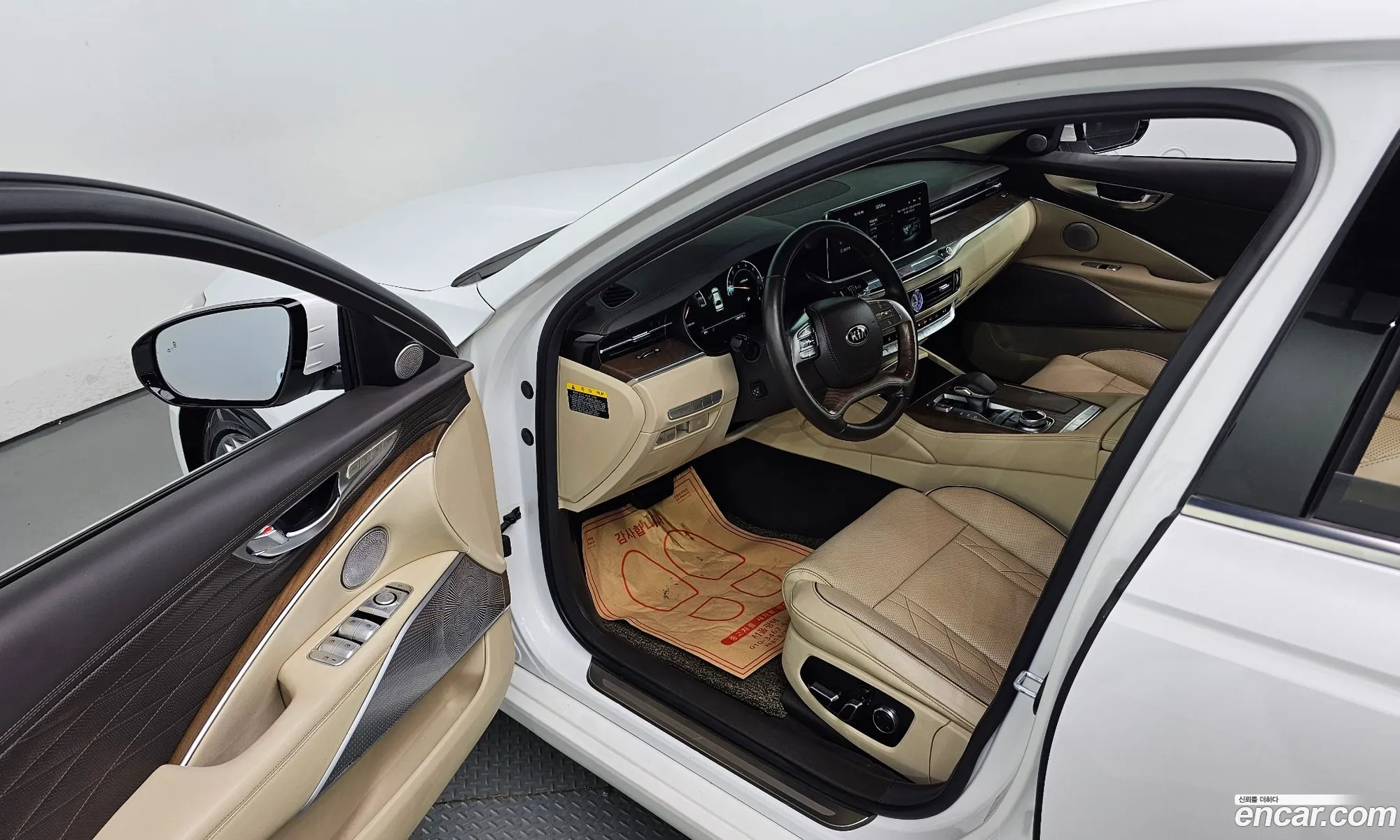 Kia The K9 2018 — 10