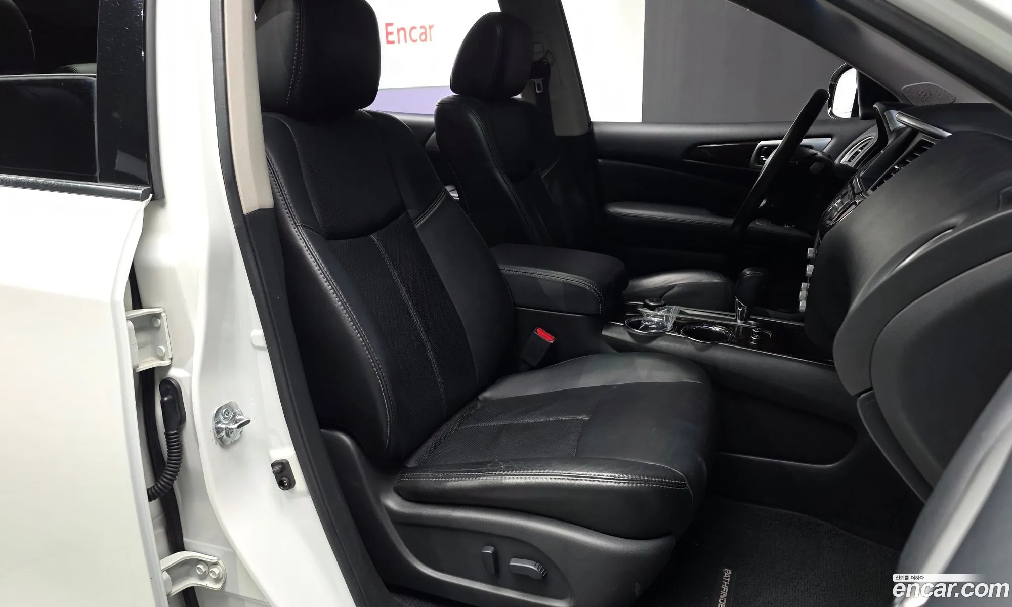 Nissan Pathfinder 2014 — 18