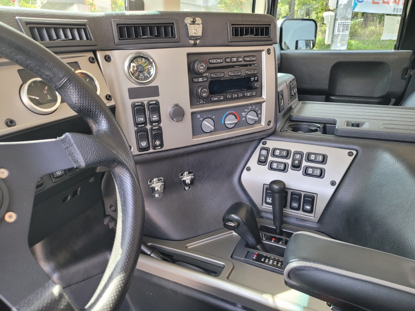 Hummer H1 2006 — 11