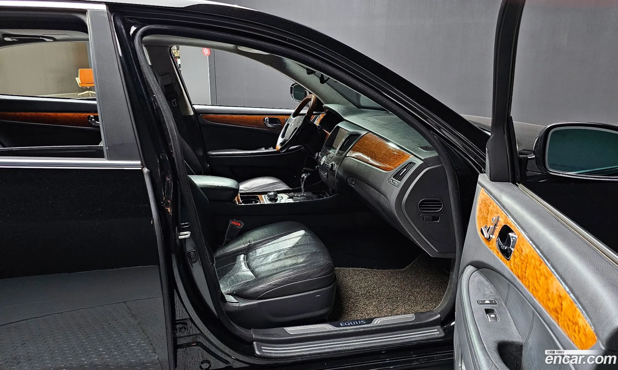Hyundai Equus 2009 — 6