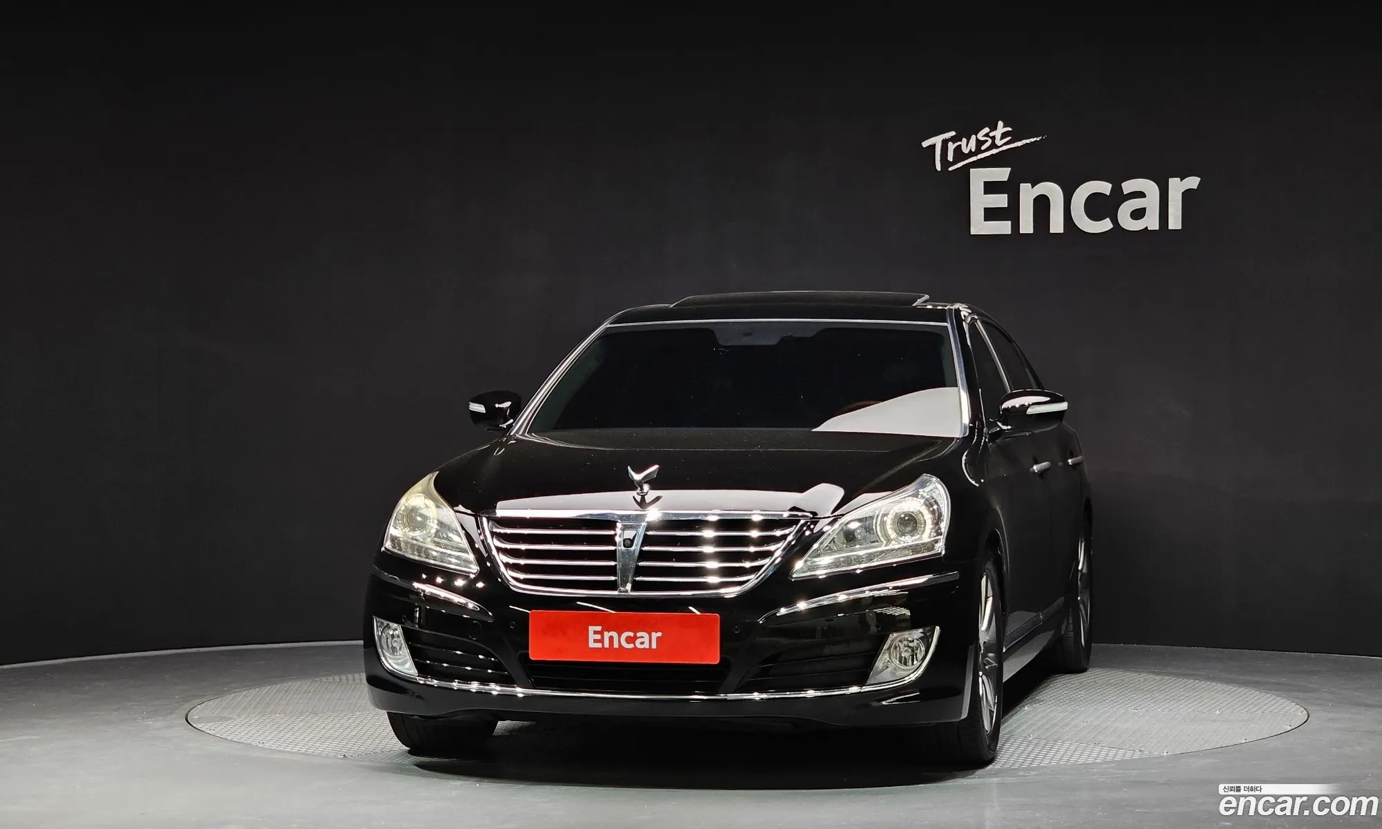 Hyundai Equus 2009 — 17