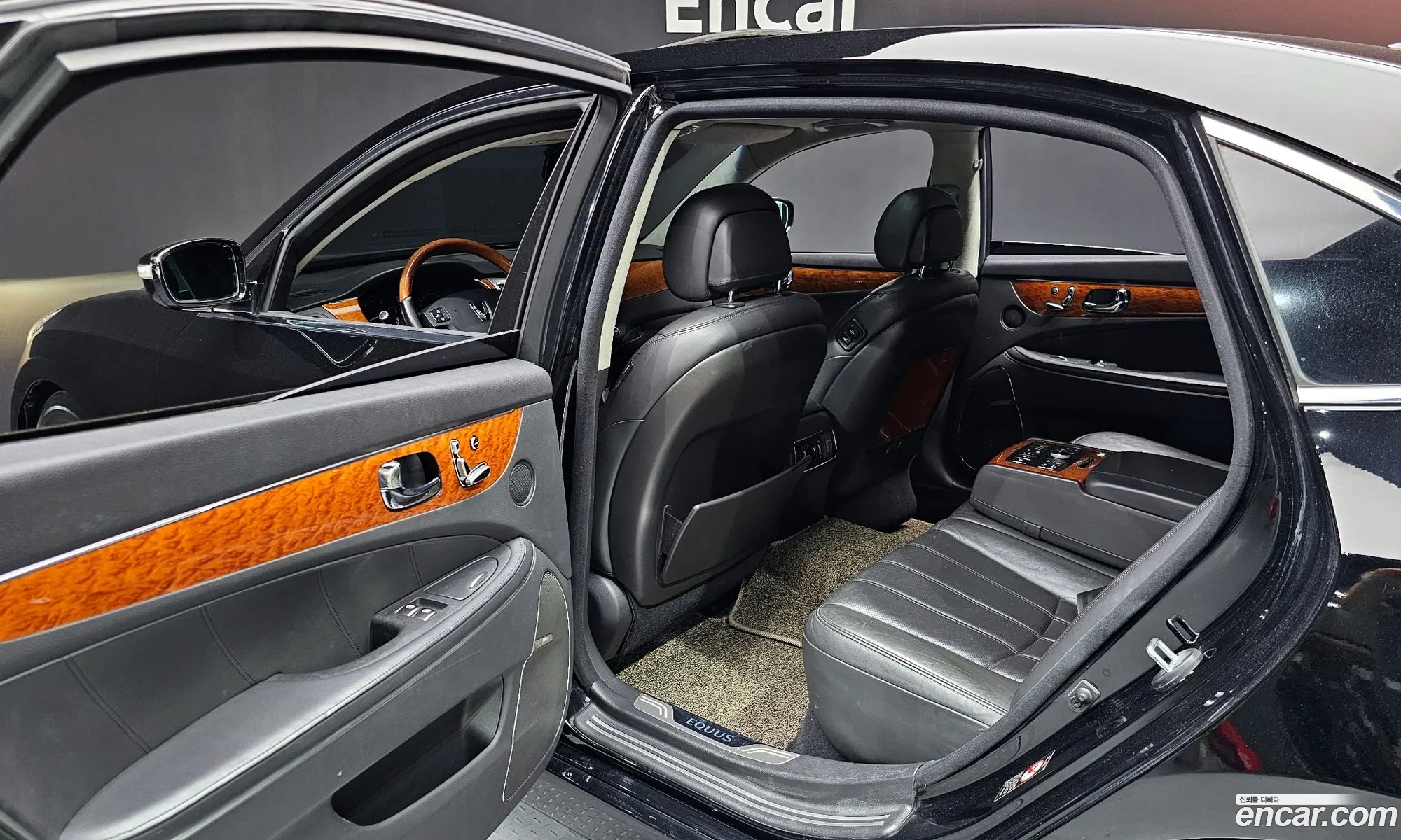 Hyundai Equus 2009 — 3