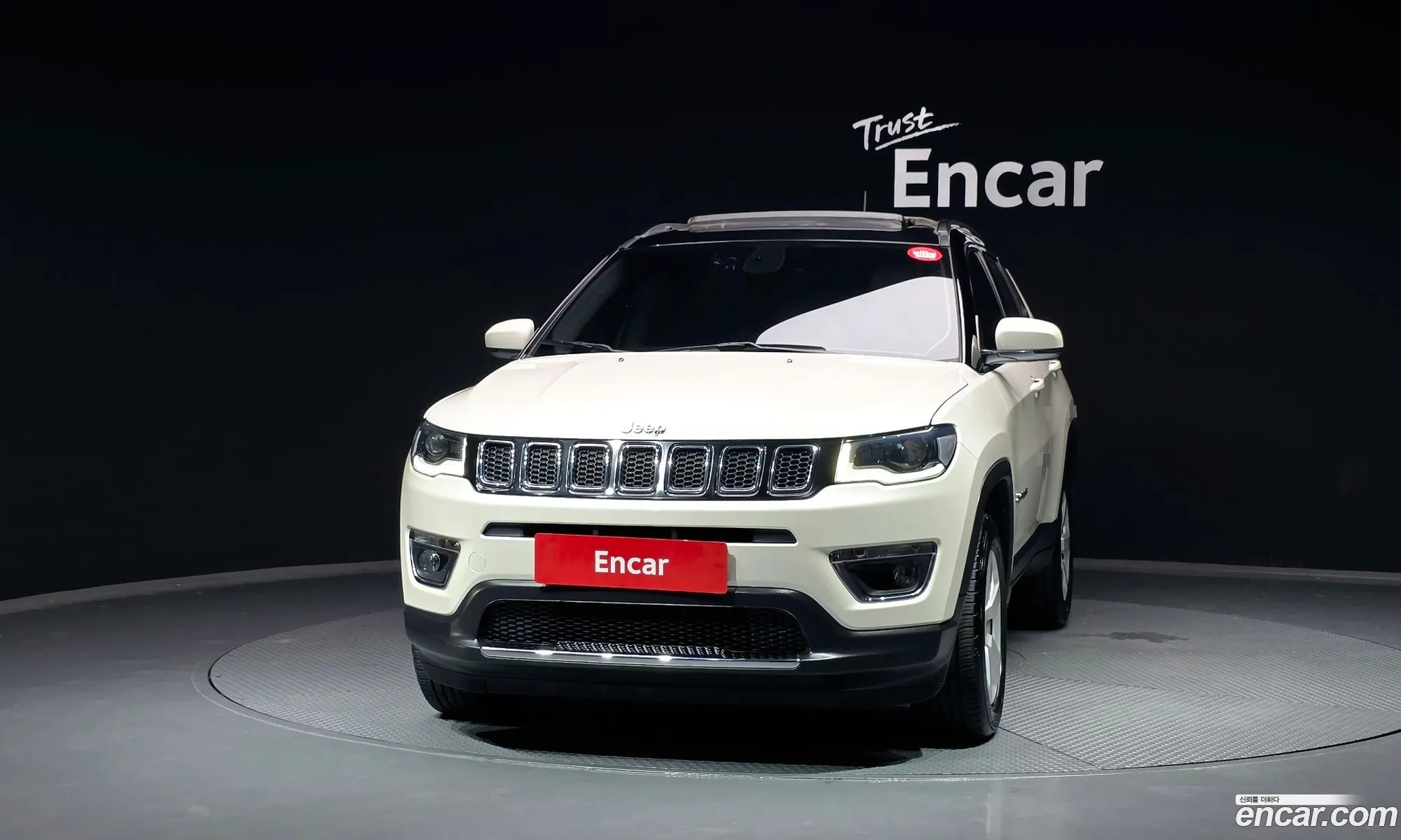Jeep Compass 2019 3C4NJDCB0KT826179 — 12