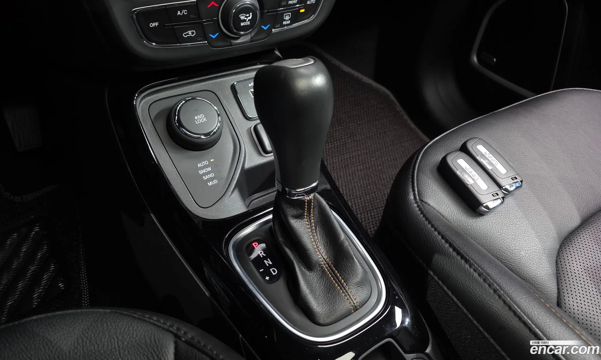 Jeep Compass 2019 3C4NJDCB0KT826179 — 13