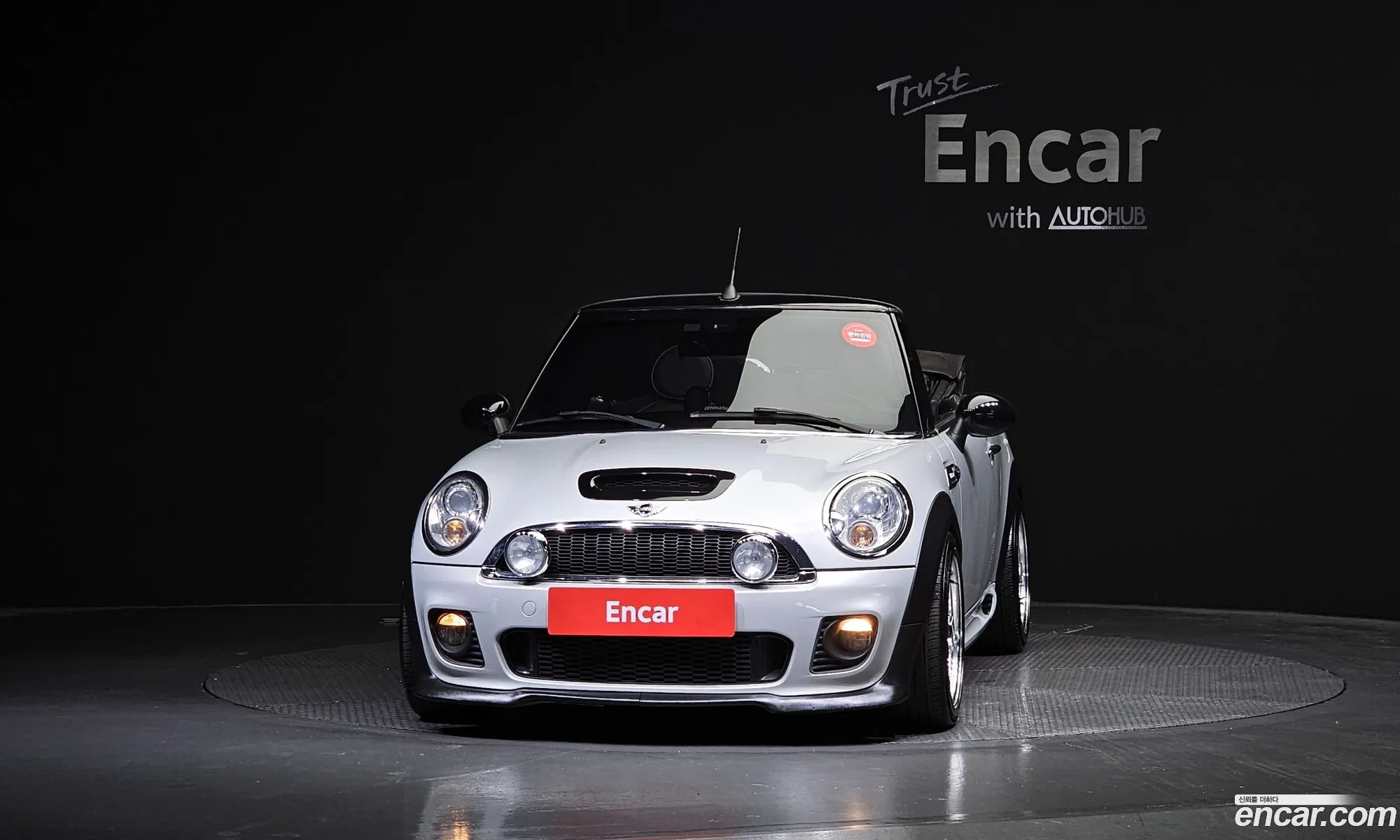 Mini Cooper S Convertible 2013 WMWZP3102DT279939 — 2